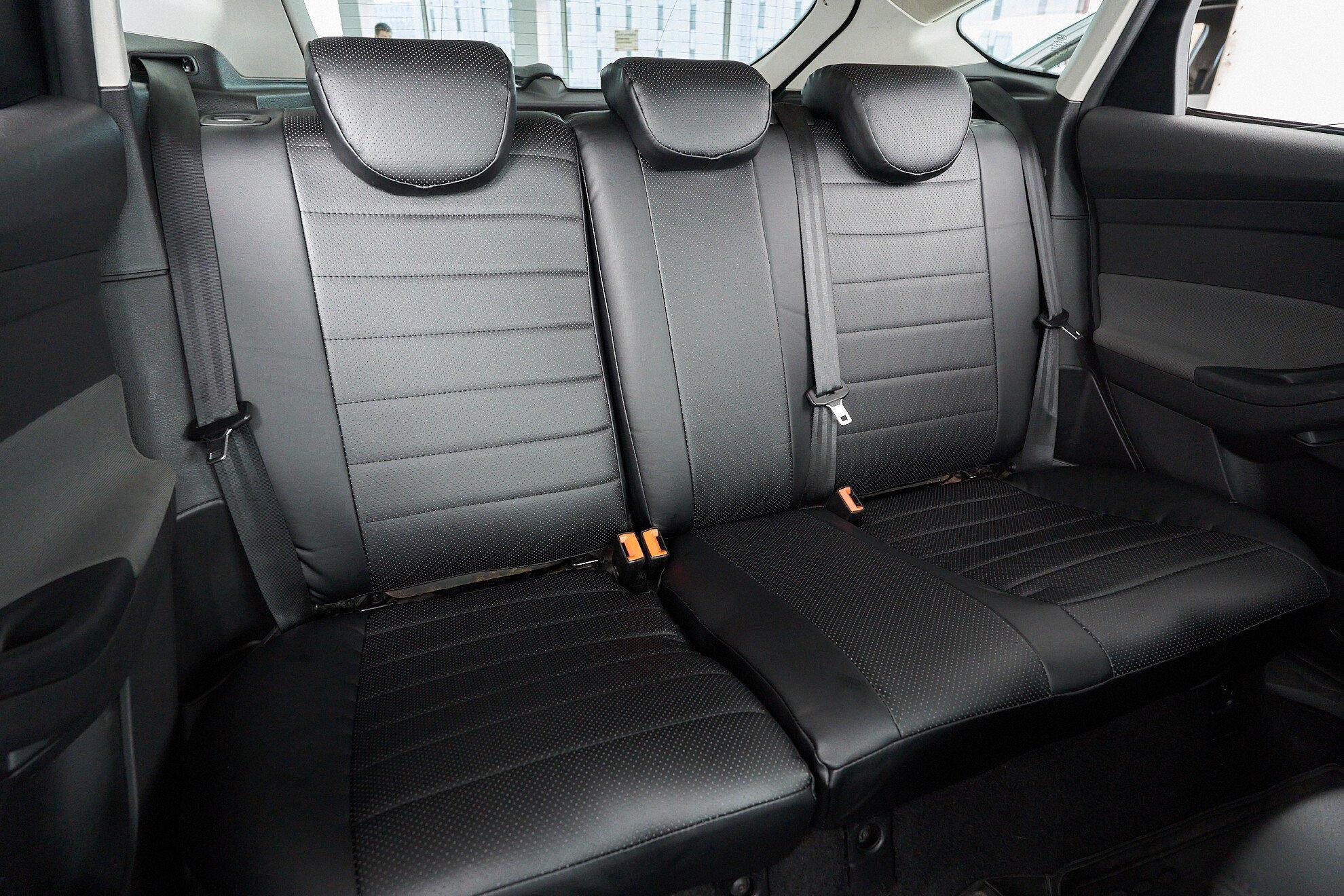 Ford Focus 2015, серый