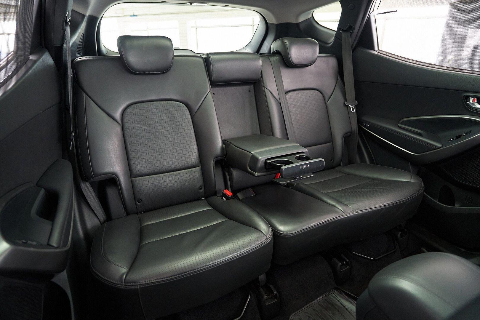 Hyundai Santa Fe 2014, черный