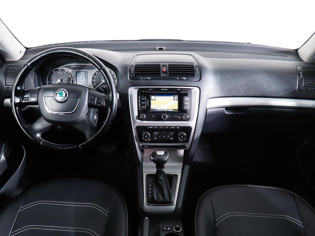 Skoda Octavia 2013, черный