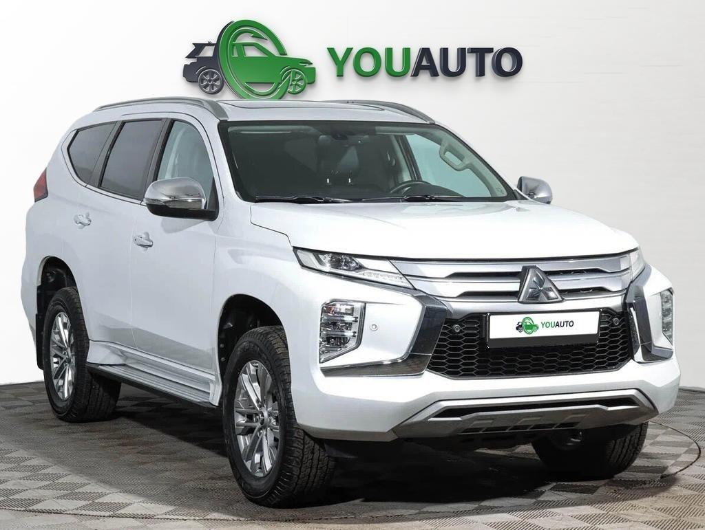 Mitsubishi Pajero Sport 2020, белый