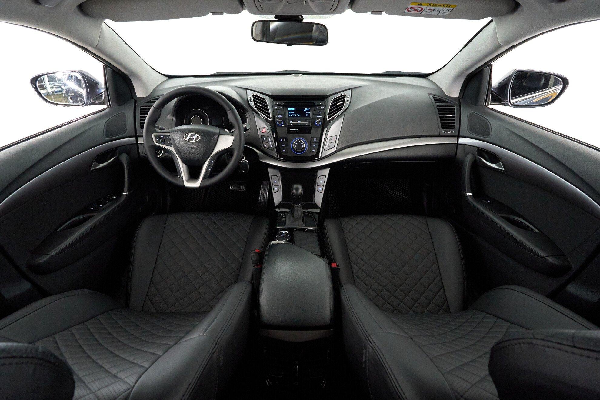Hyundai i40 2016, синий