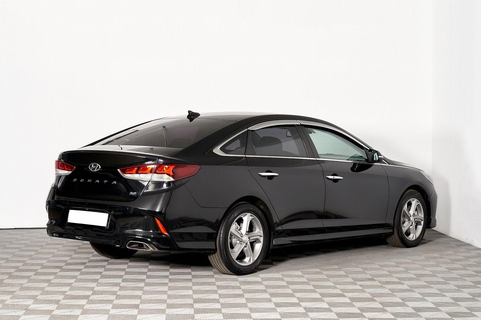 Hyundai Sonata 2019, черный