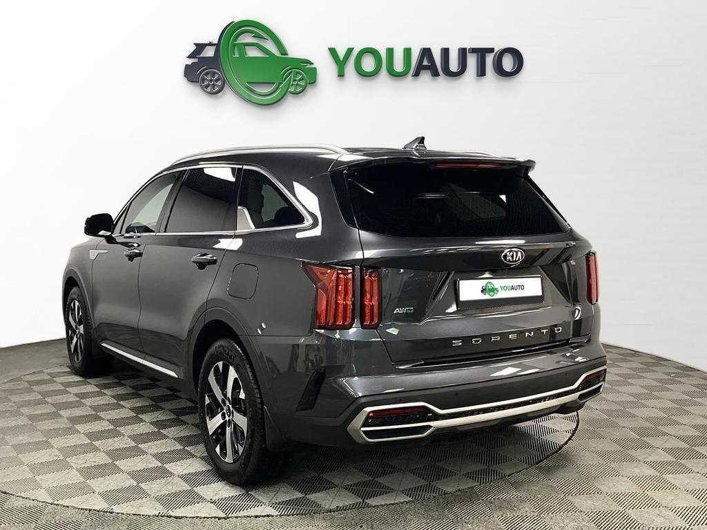 Kia Sorento 2021, серый