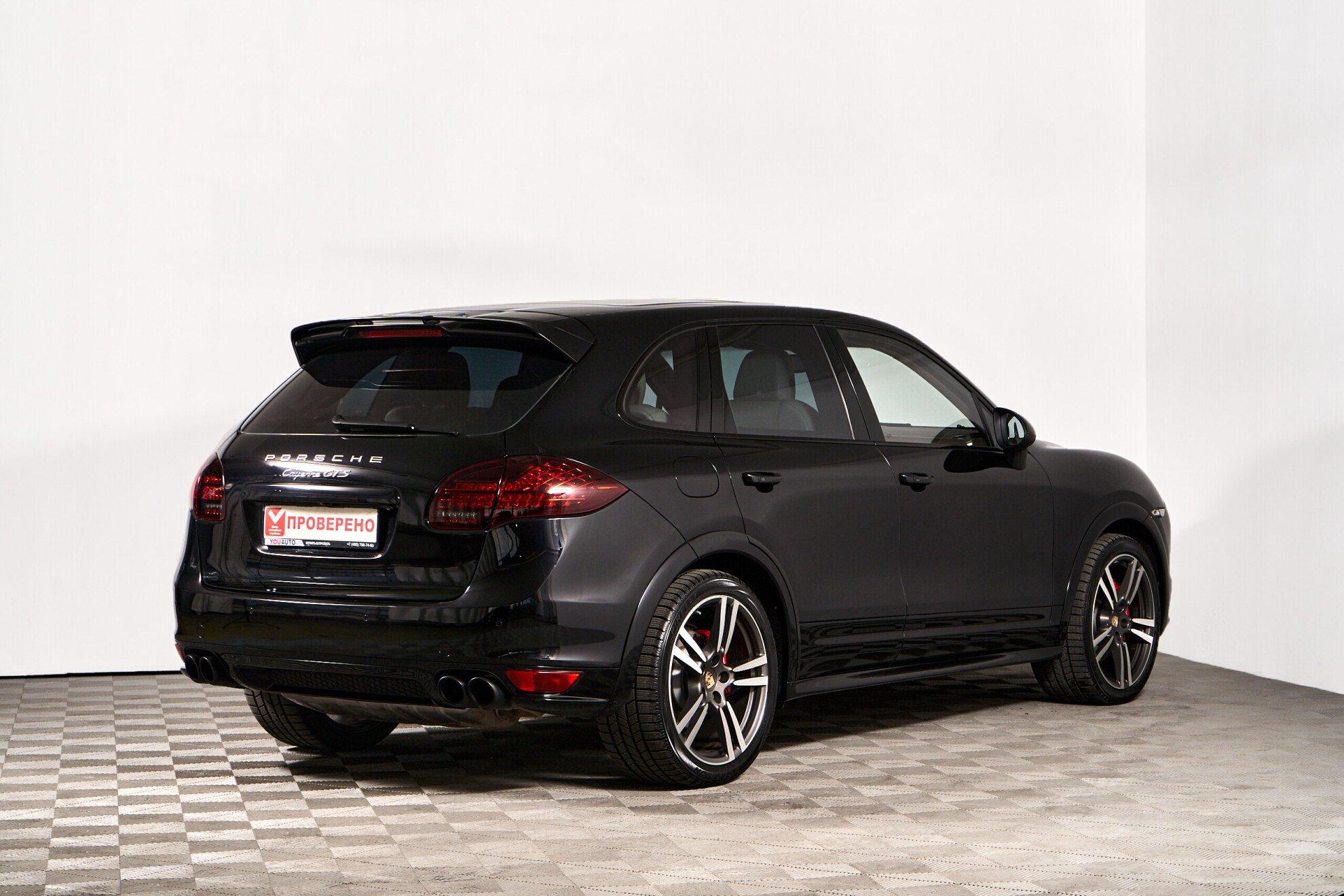Porsche Cayenne 2012, черный