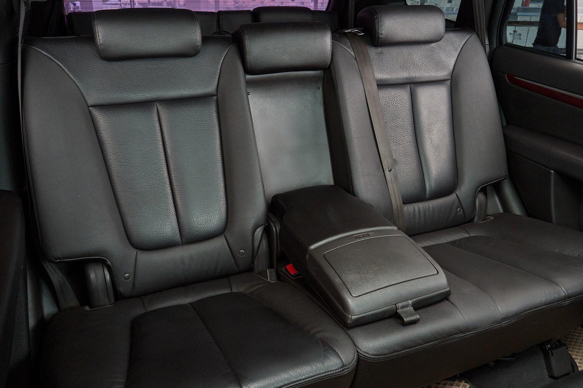 Hyundai Santa Fe 2011, черный