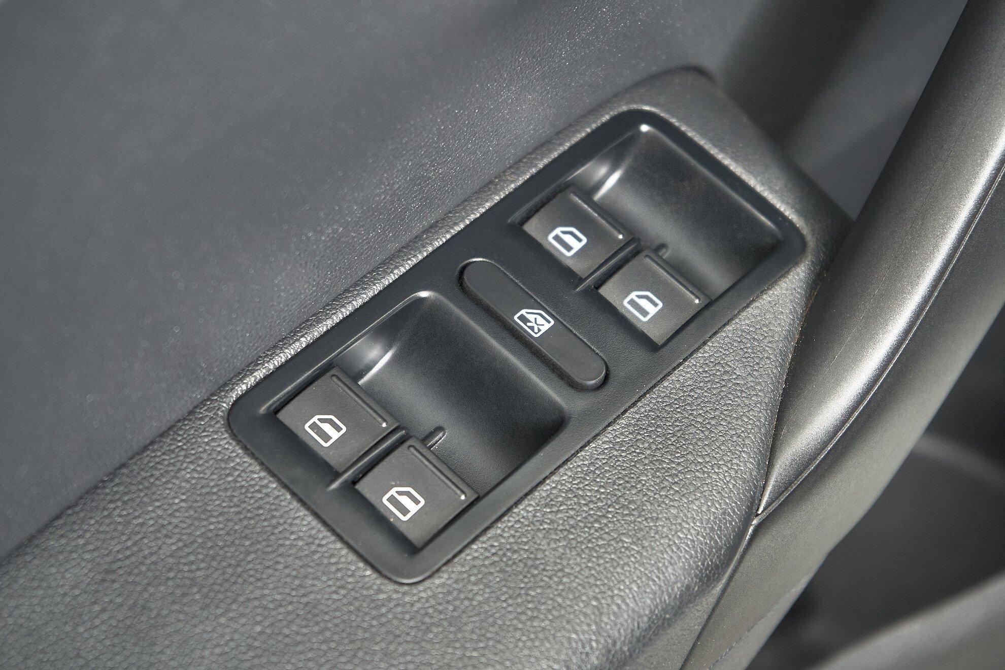 Volkswagen Polo 2019, серебряный