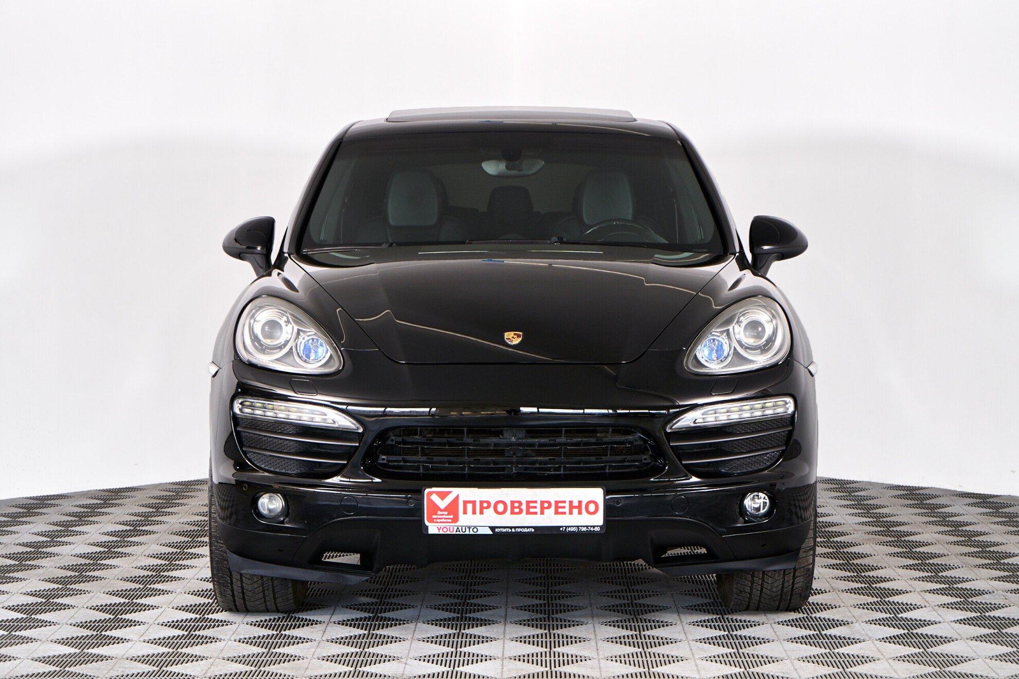 Porsche Cayenne 2012, черный