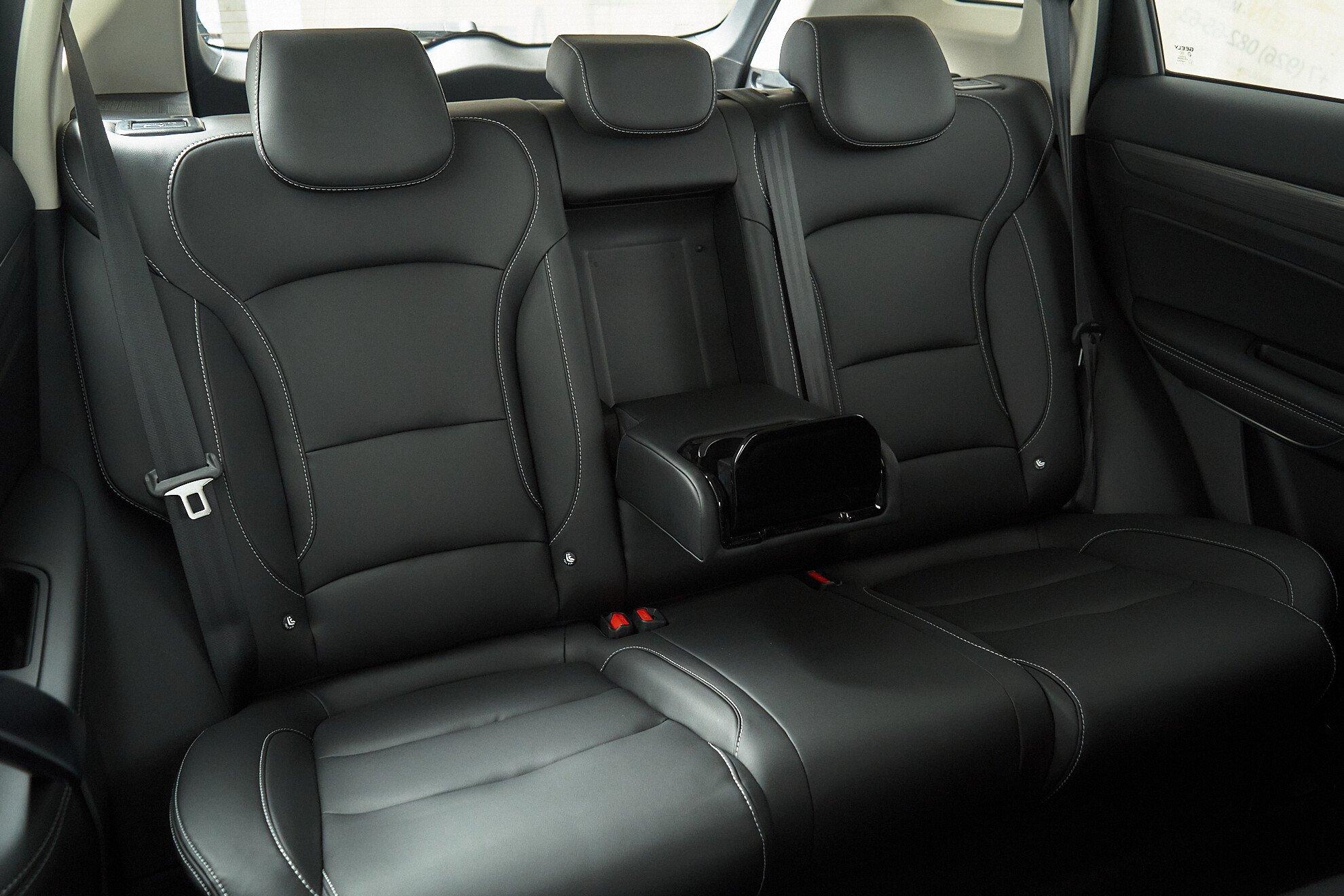 Geely Atlas Pro 2024, черный
