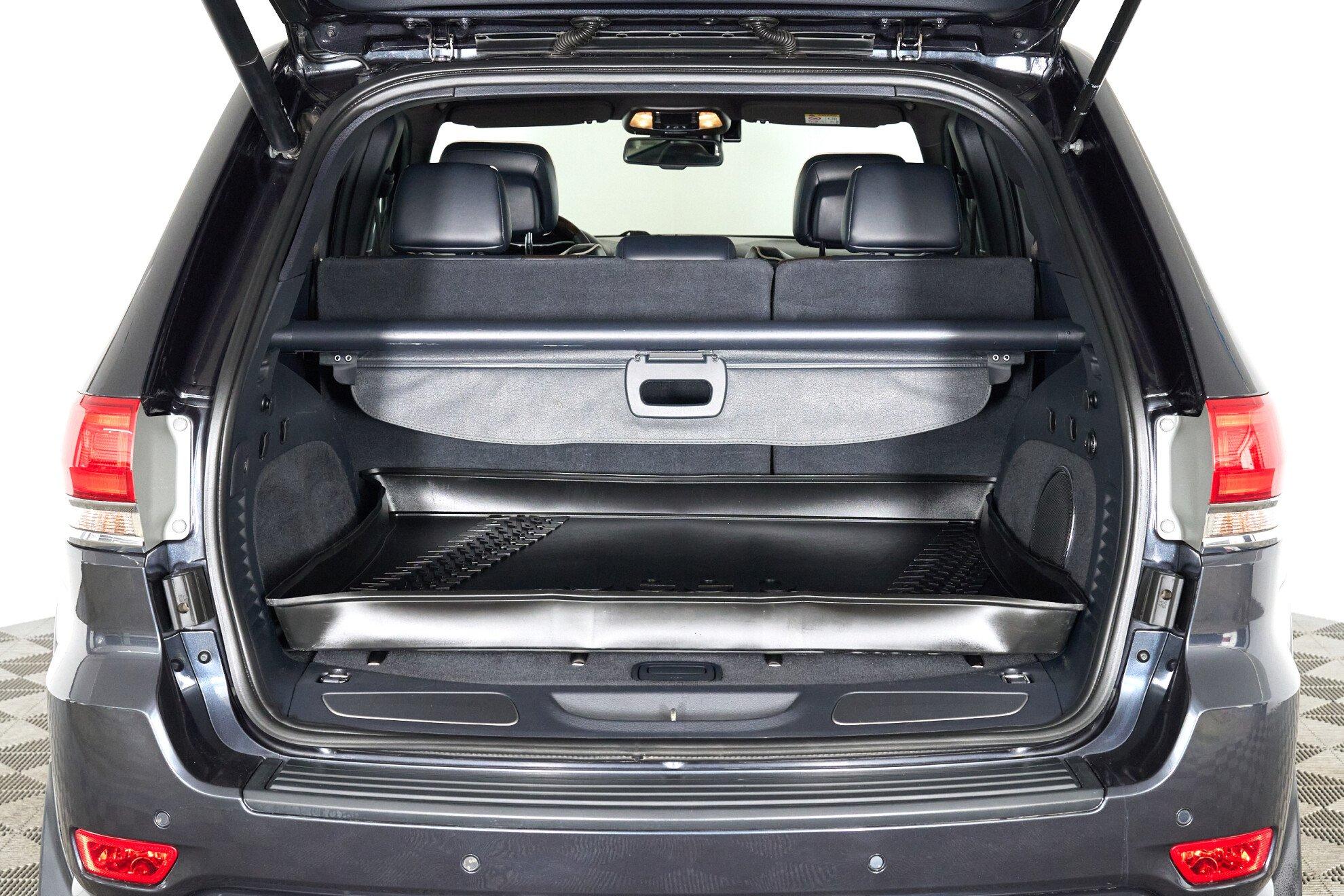 Jeep Grand Cherokee 2014, серый