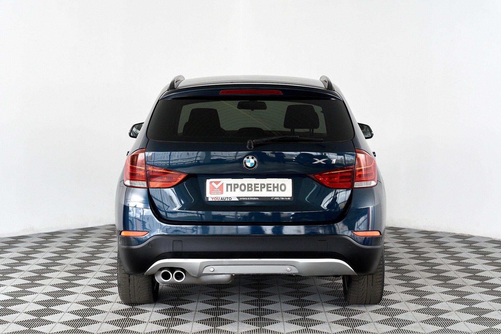 BMW X1 2014, синий