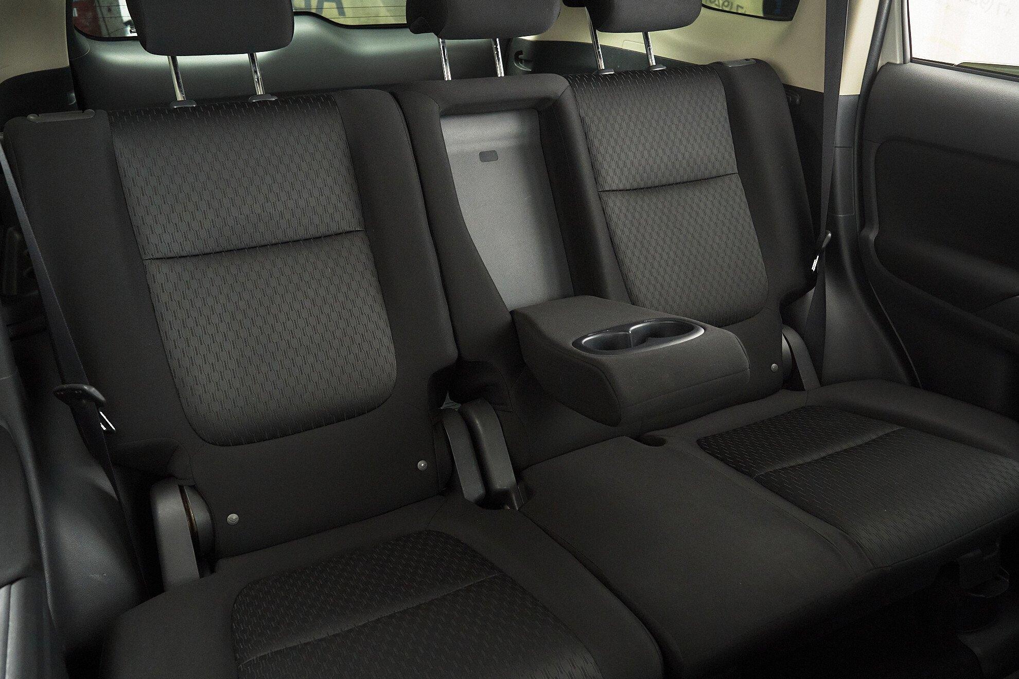 Mitsubishi Outlander 2017, белый
