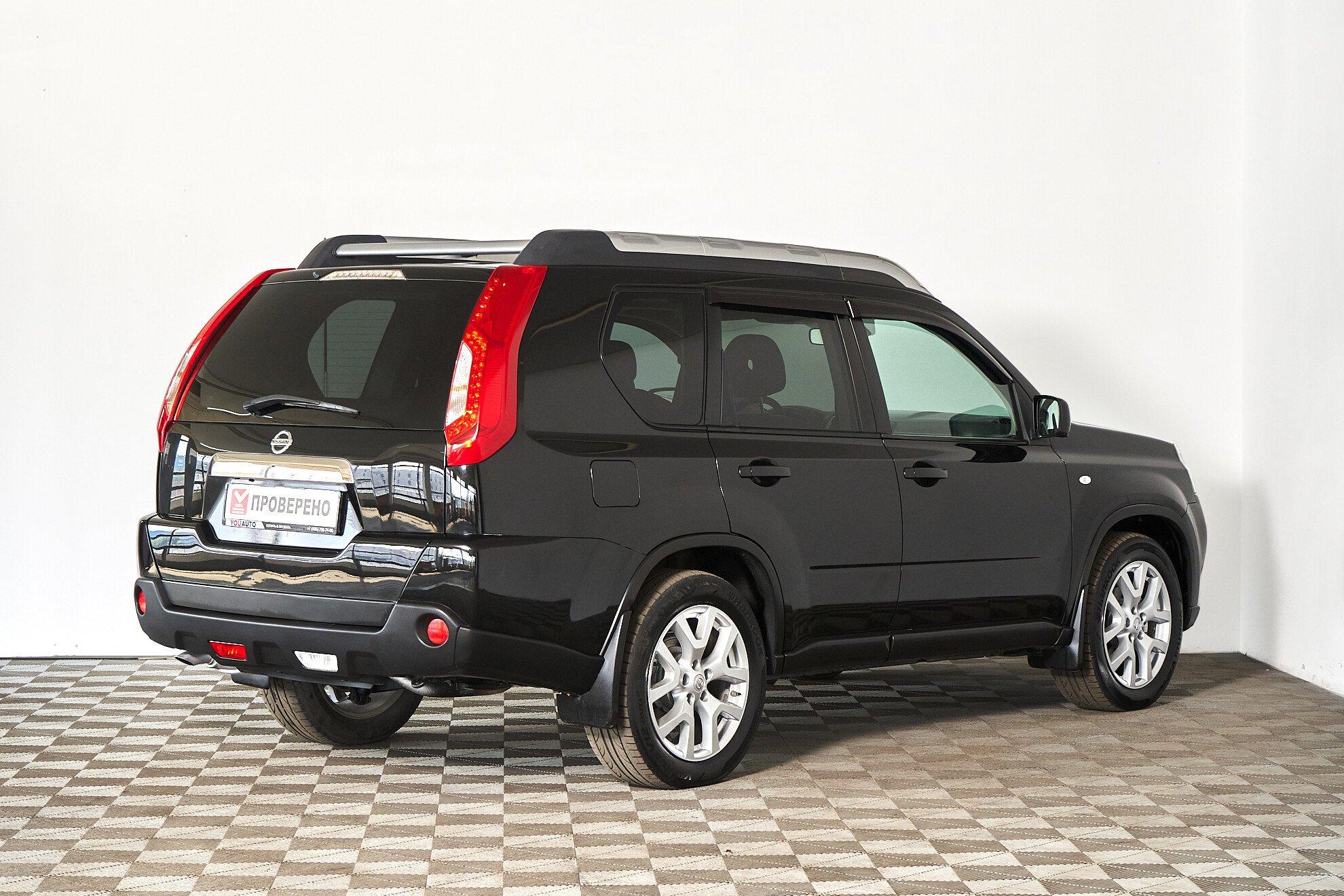 Nissan X-Trail 2013, черный
