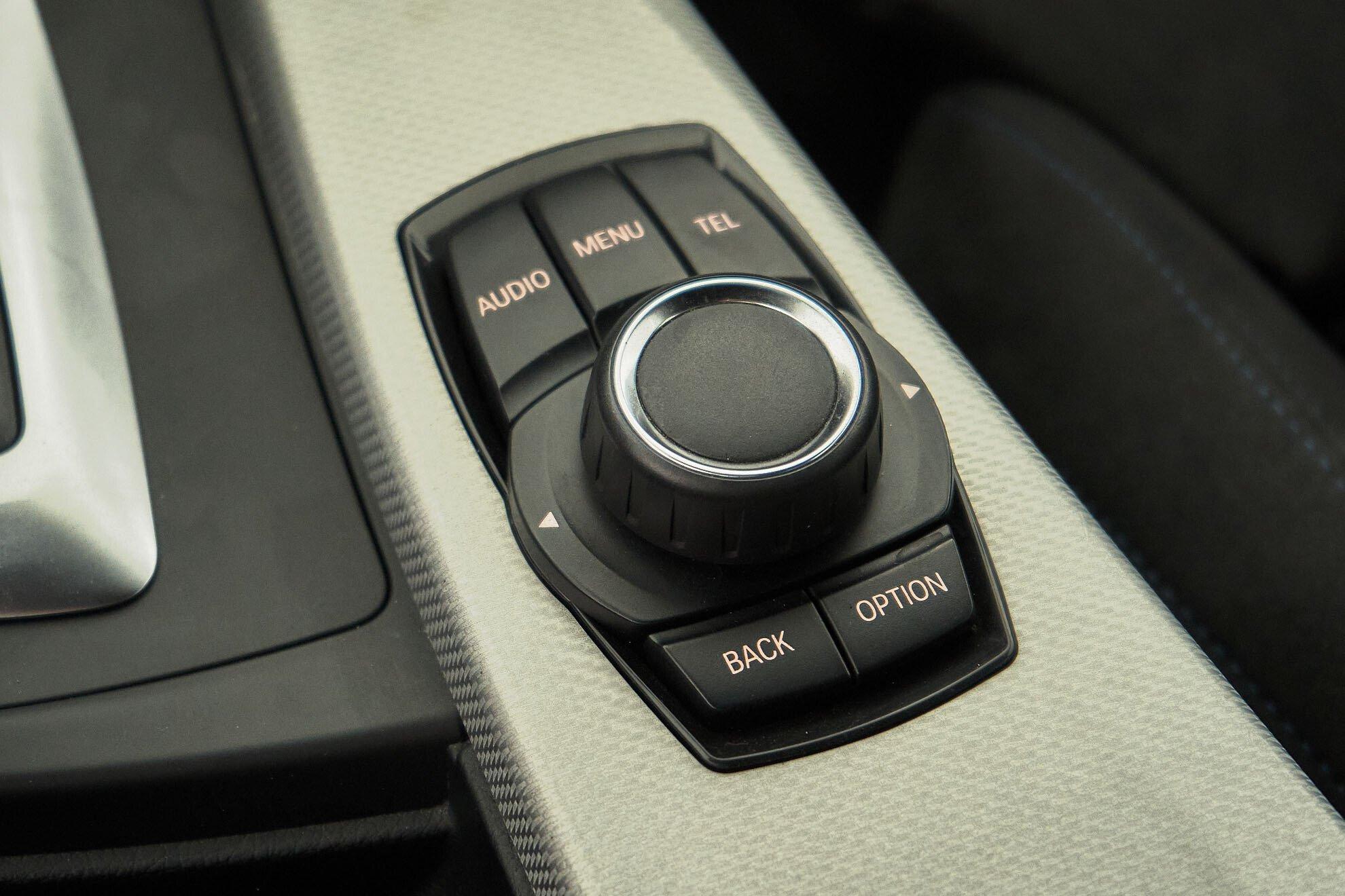 BMW 3 серии 2014, белый
