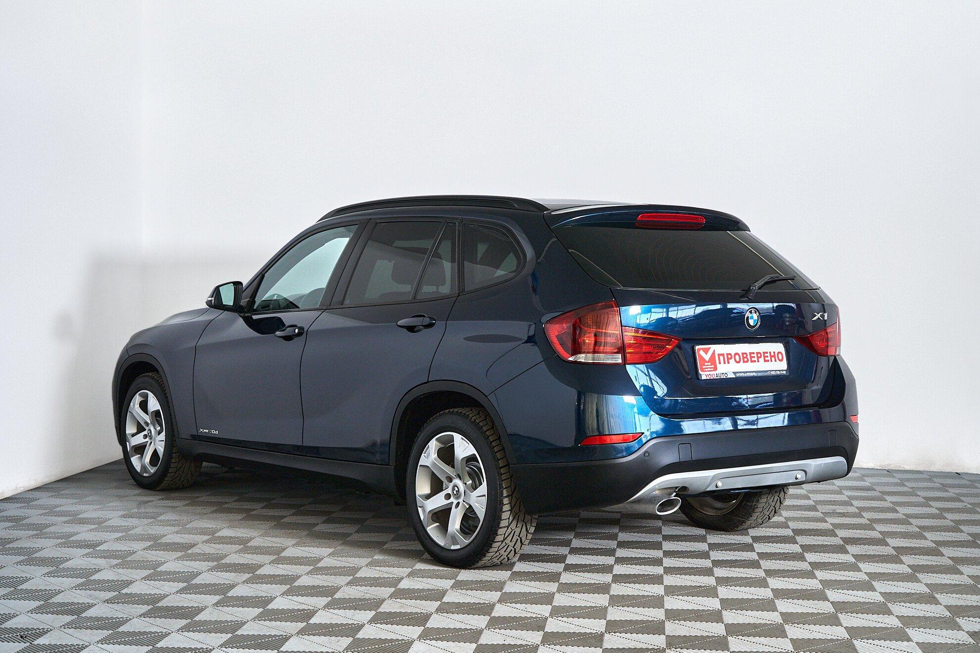 BMW X1 2012, синий