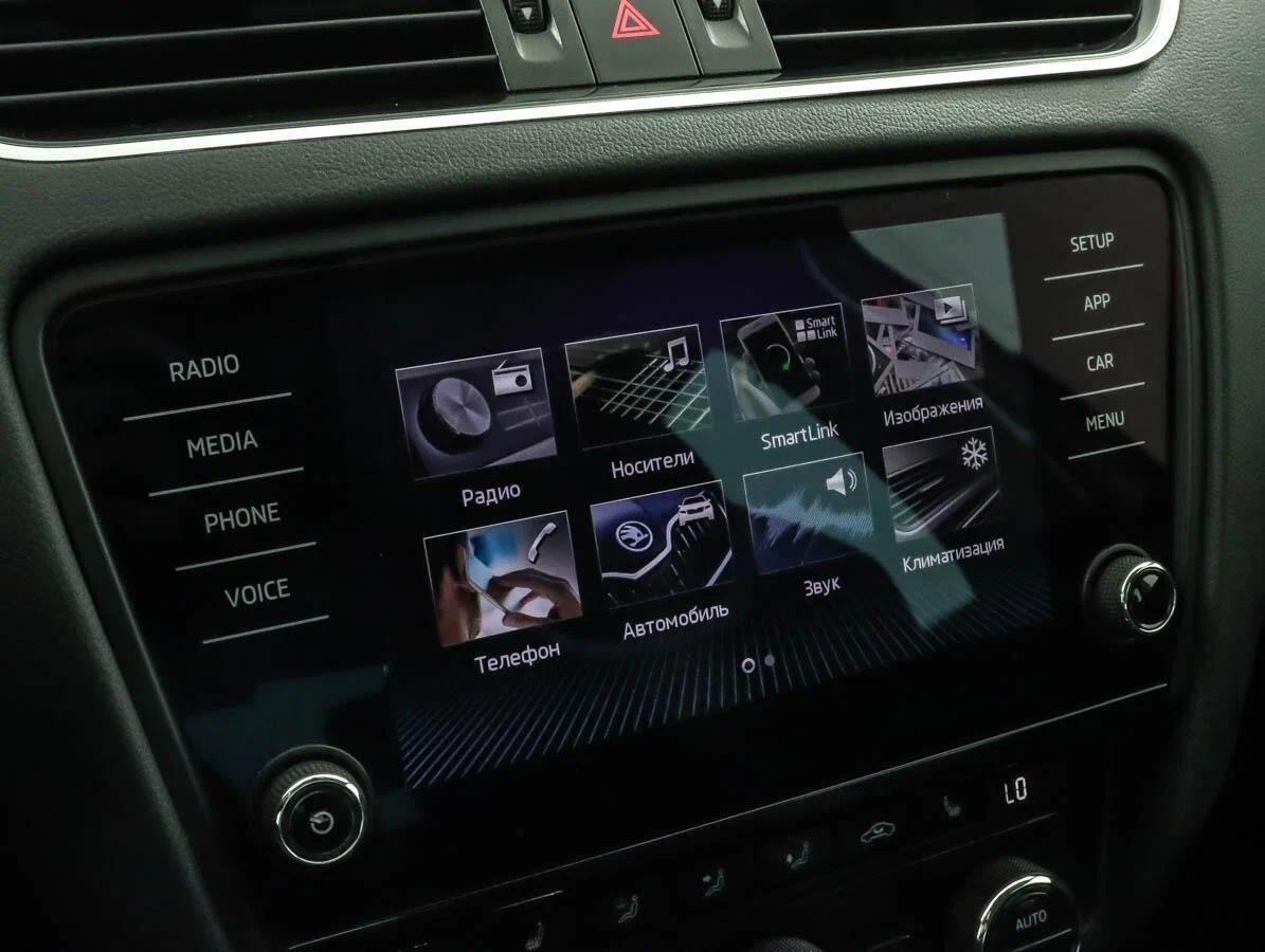 Skoda Octavia 2019, бежевый
