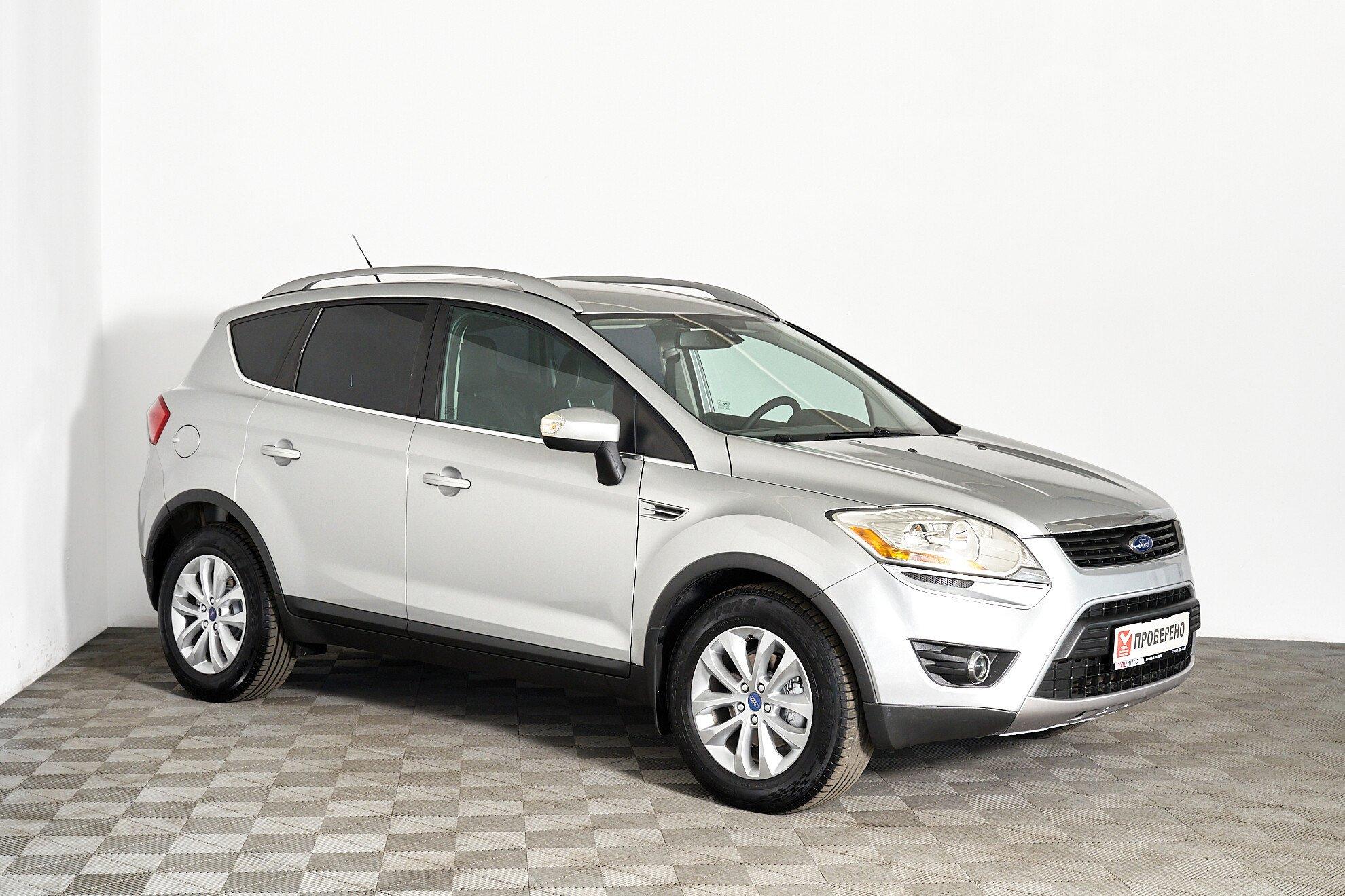 Ford Kuga 2012, серебряный