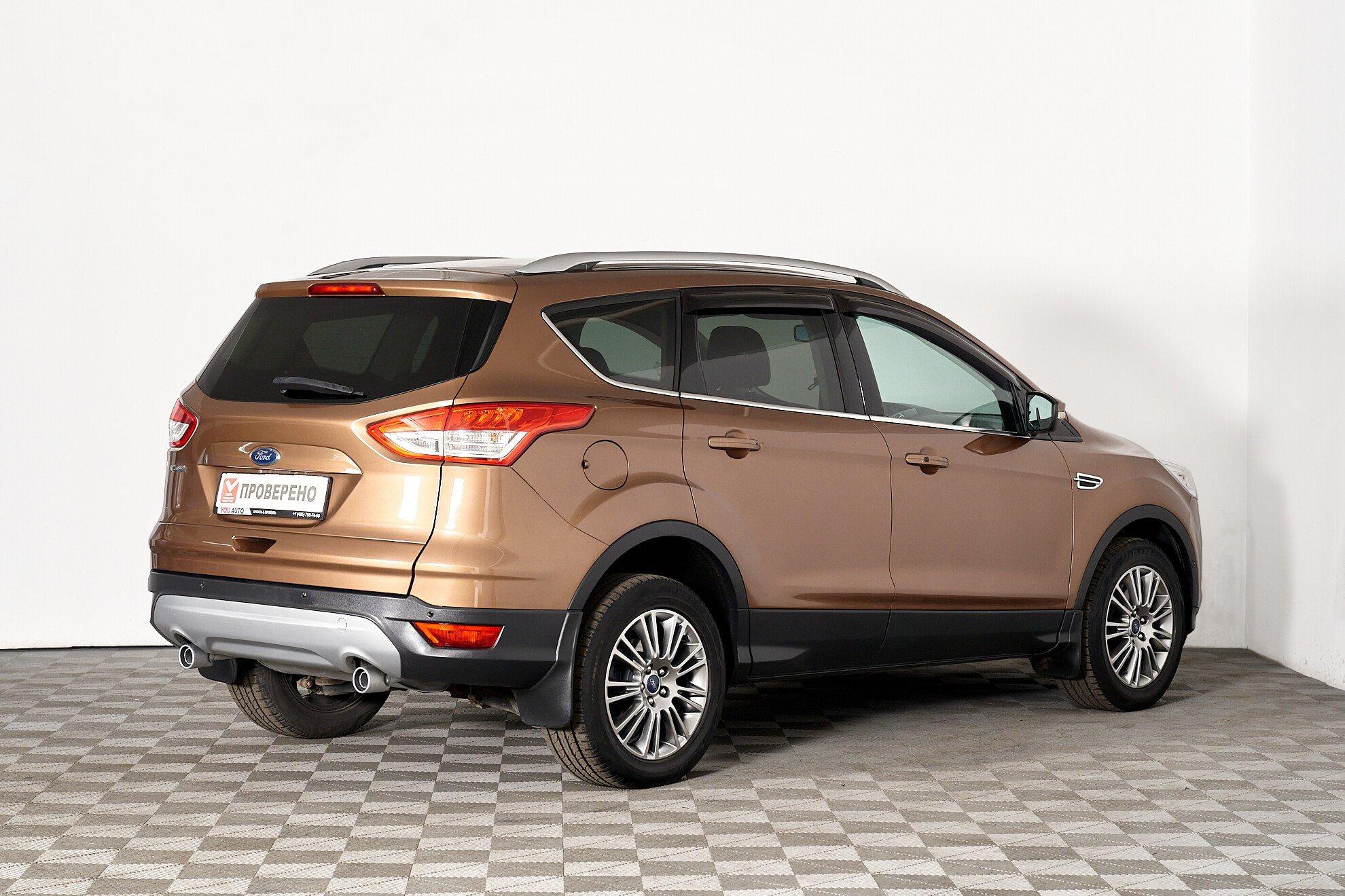 Ford Kuga 2013, коричневый
