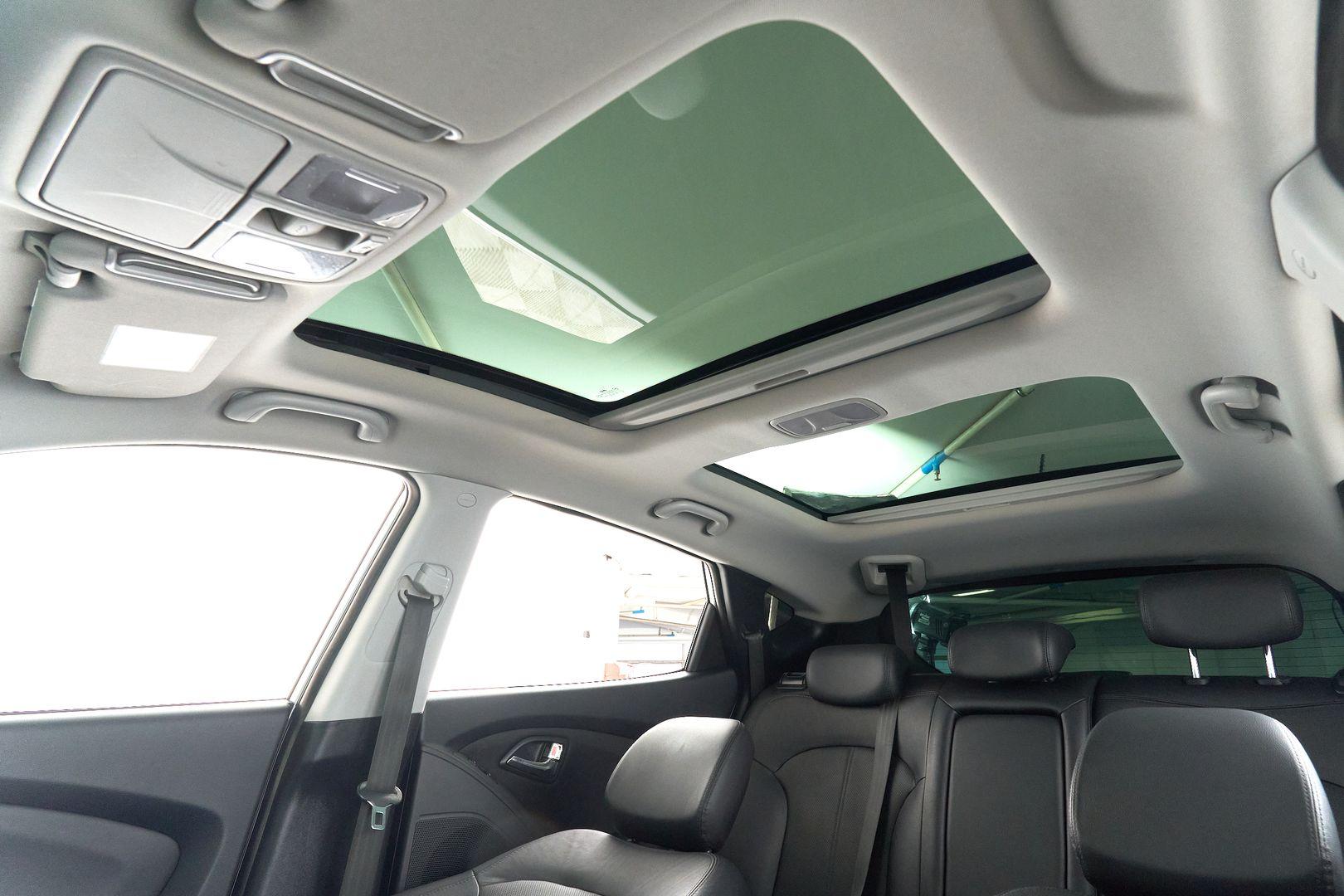 Hyundai ix35 2012, серебряный