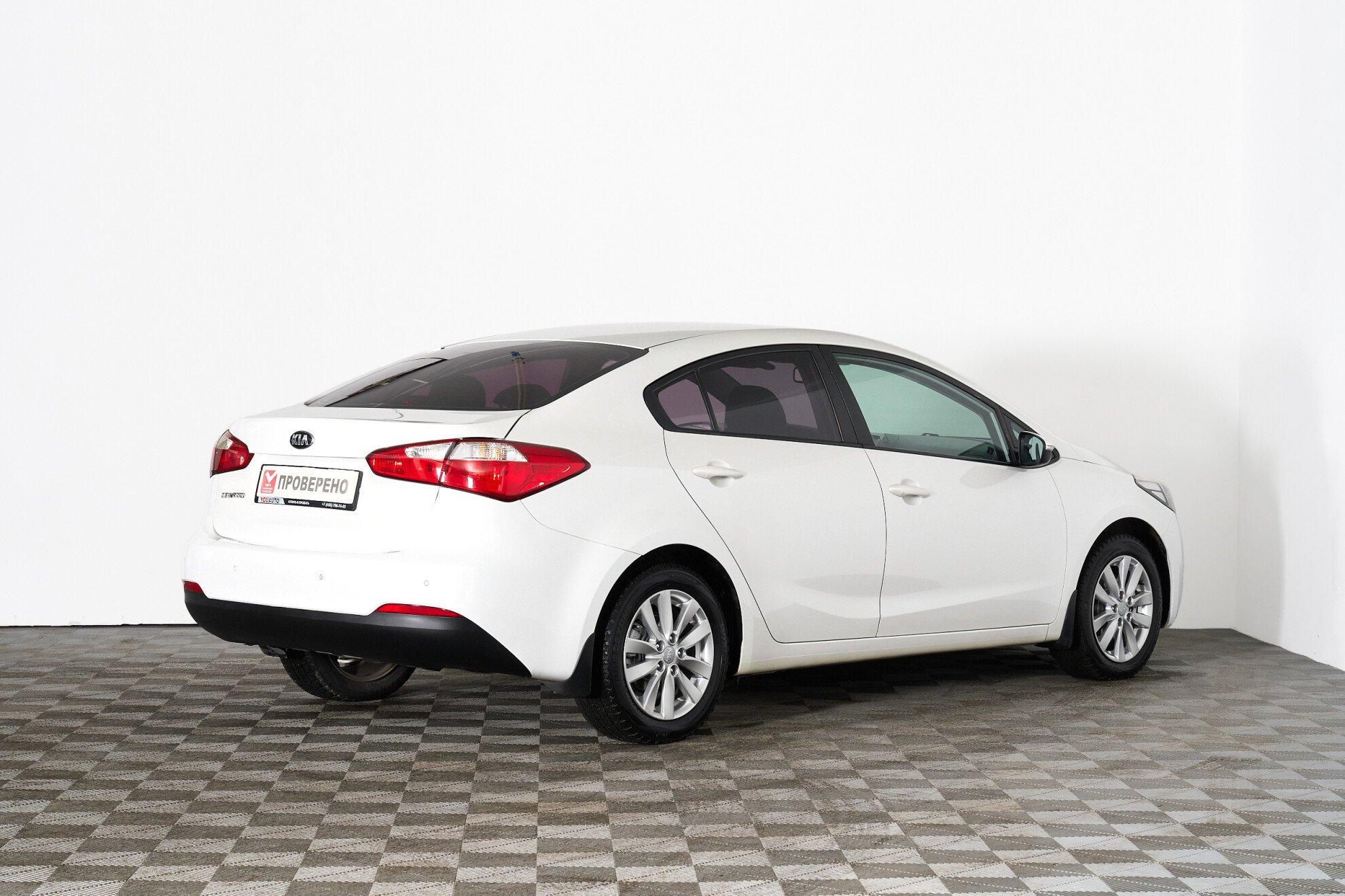 Kia Cerato 2015, белый