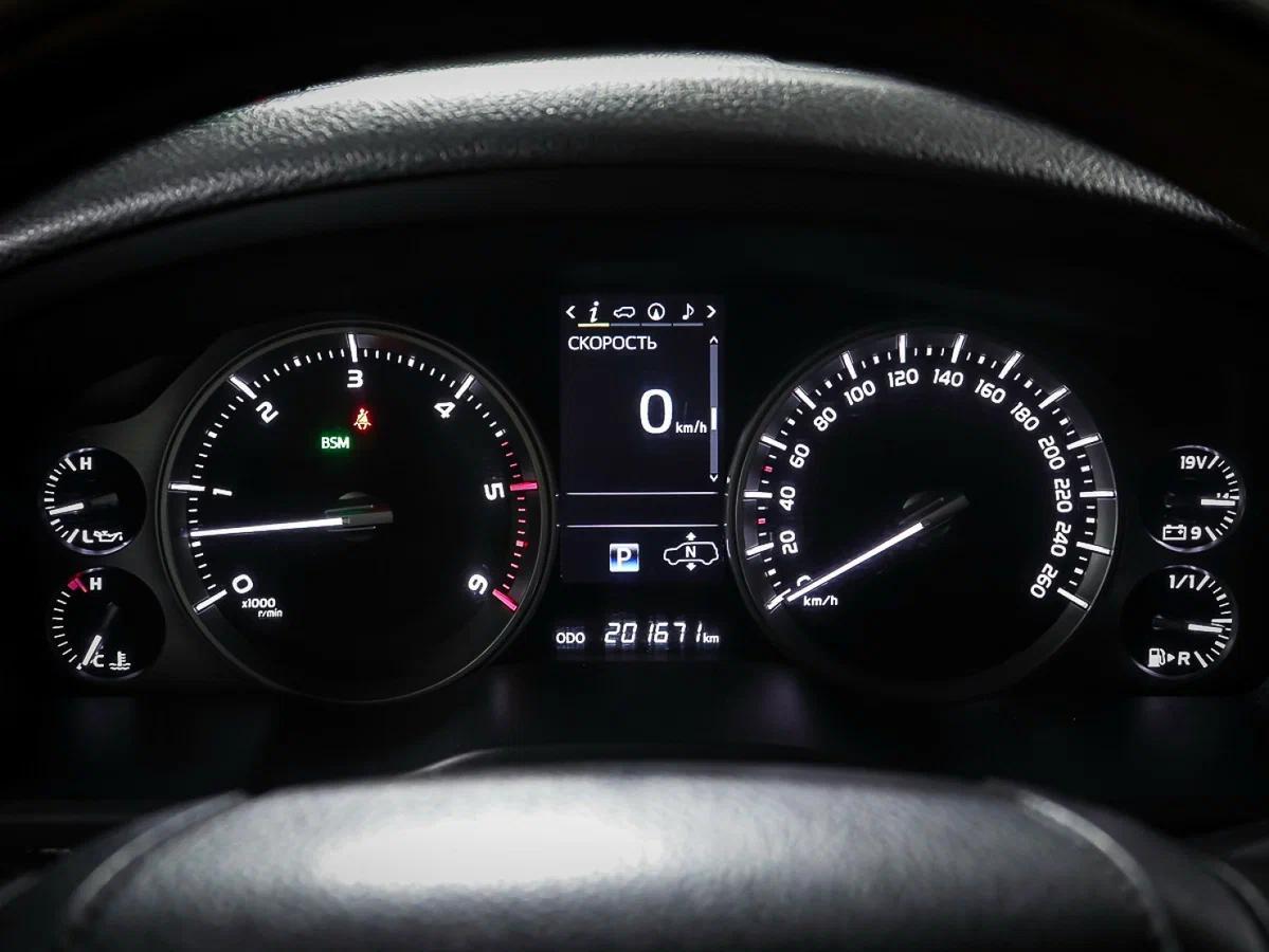 Toyota Land Cruiser 2019, черный