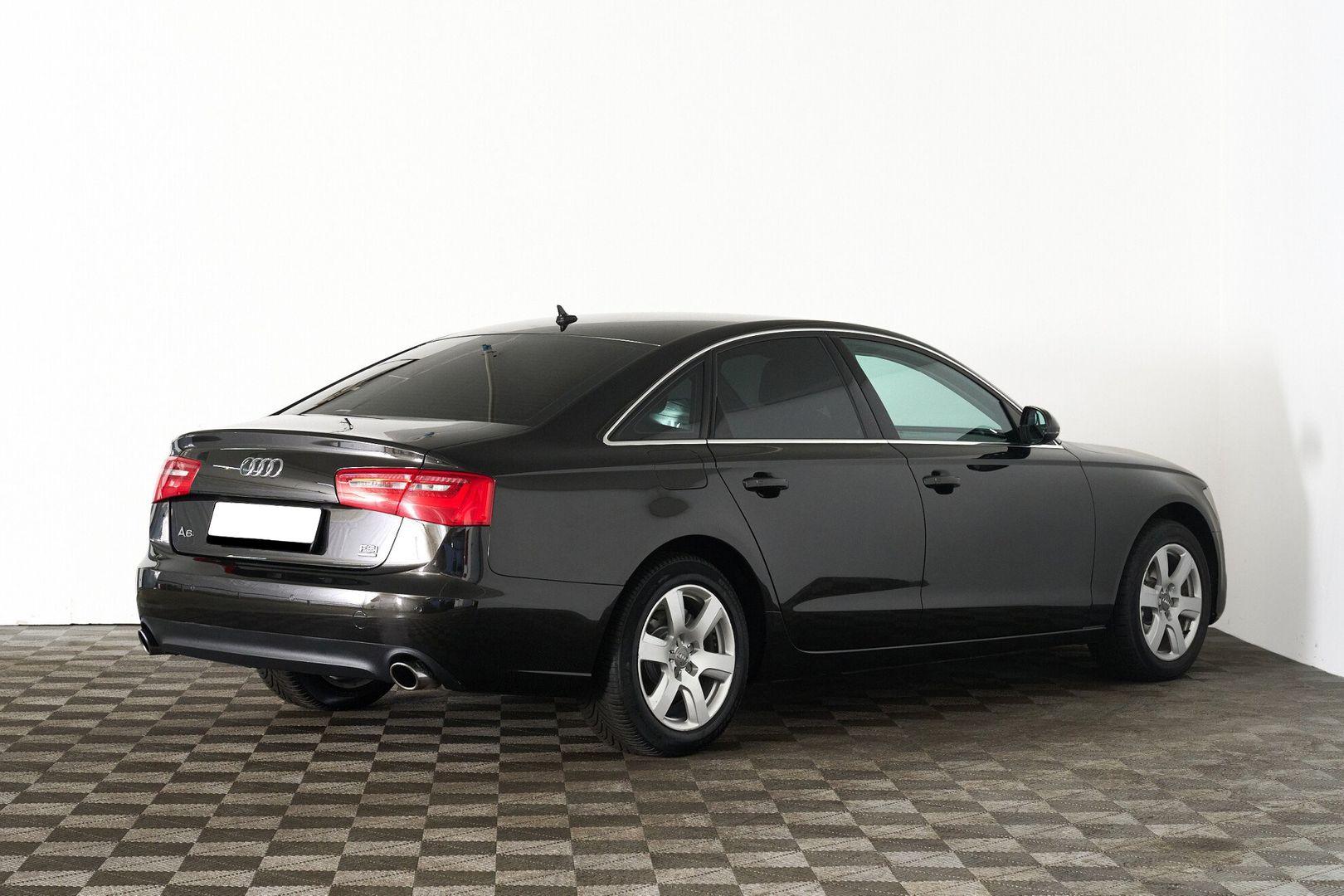 Audi A6 2014, черный