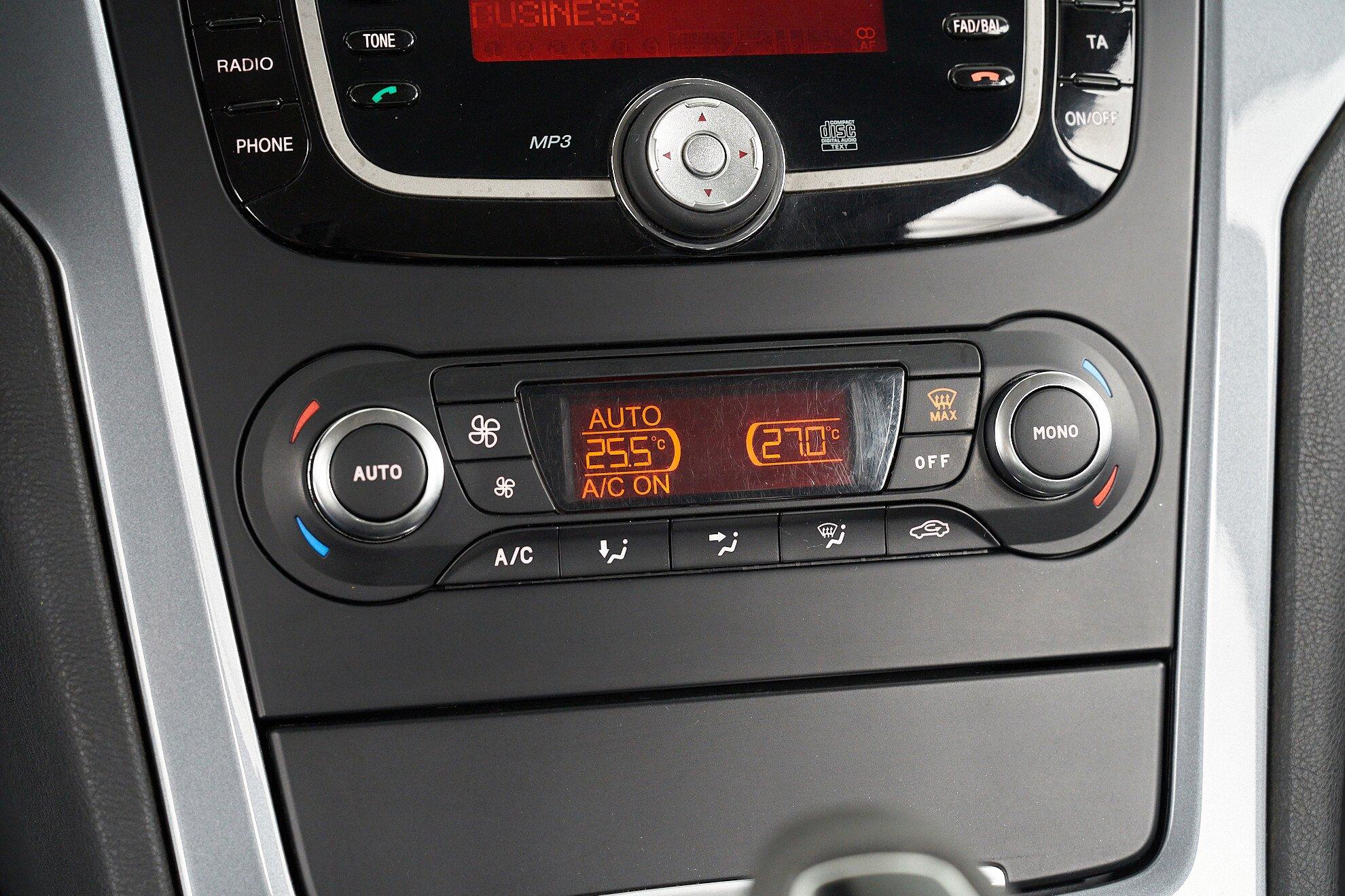 Ford Mondeo 2011, черный