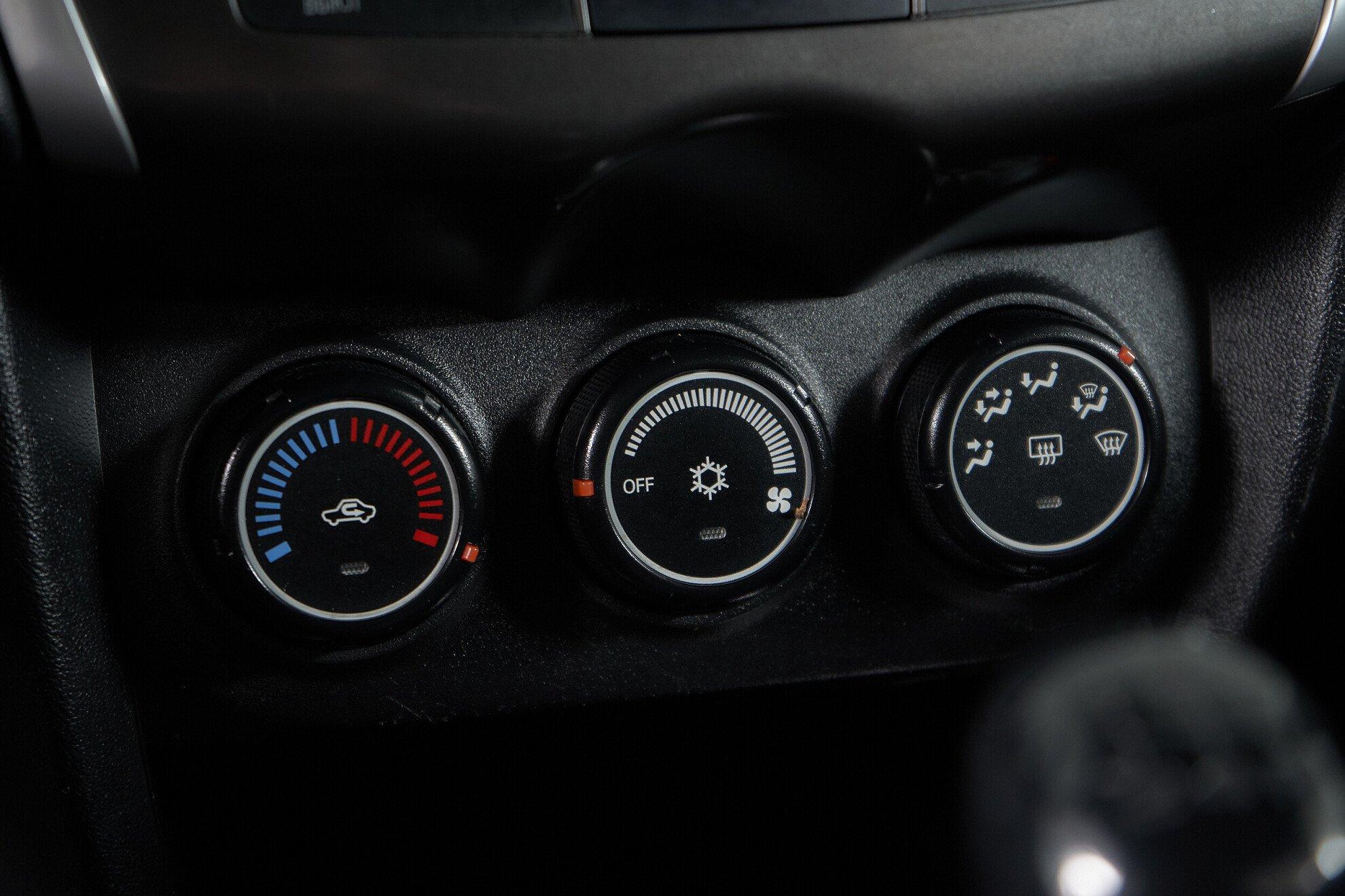 Mitsubishi ASX 2013, черный