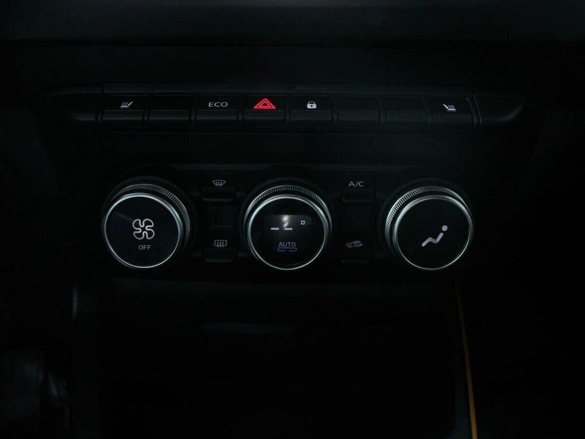 Renault Duster 2022, белый