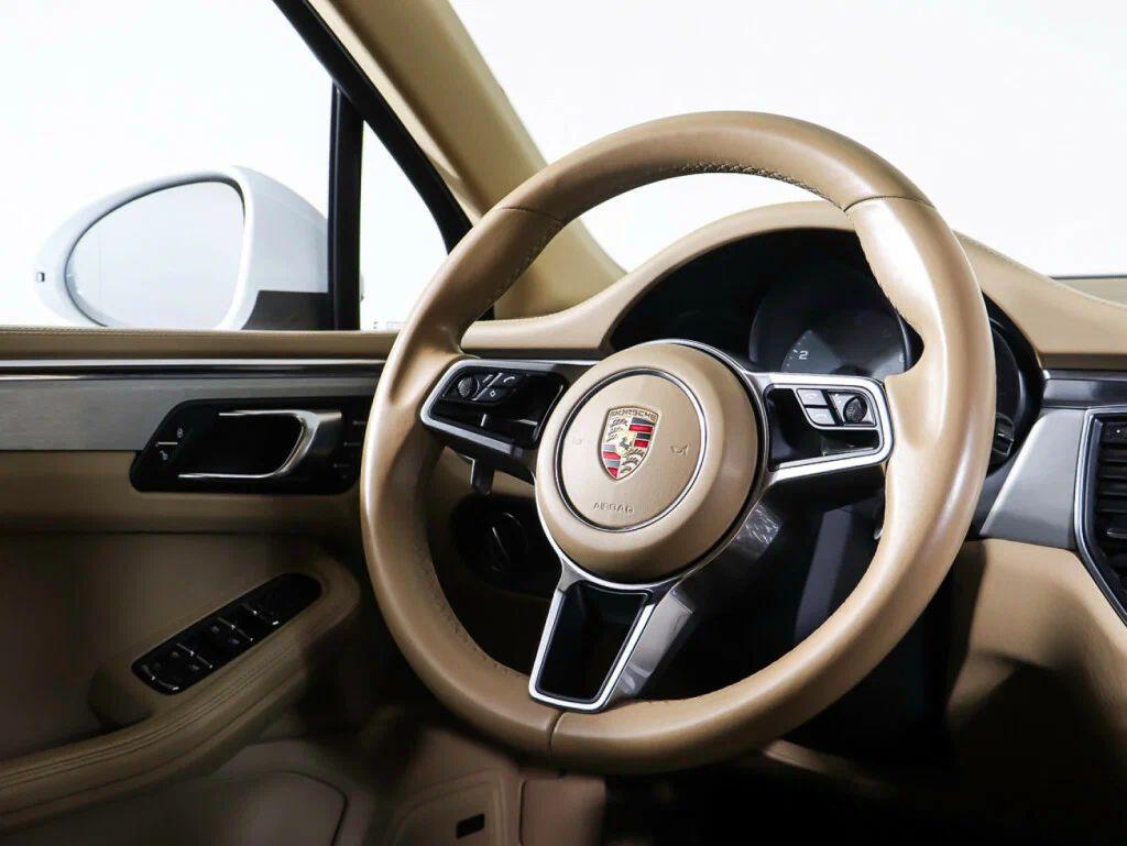Porsche Macan 2016, белый
