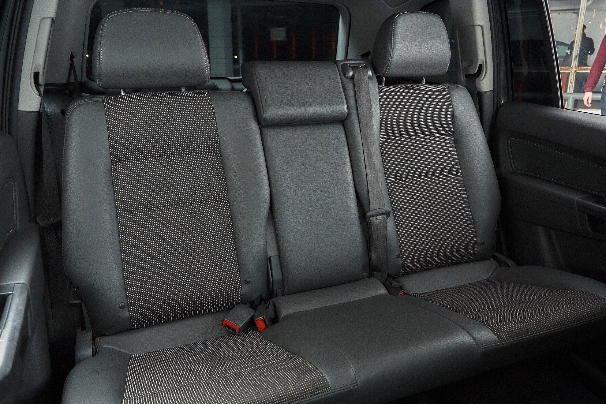 Opel Zafira 2011, серый