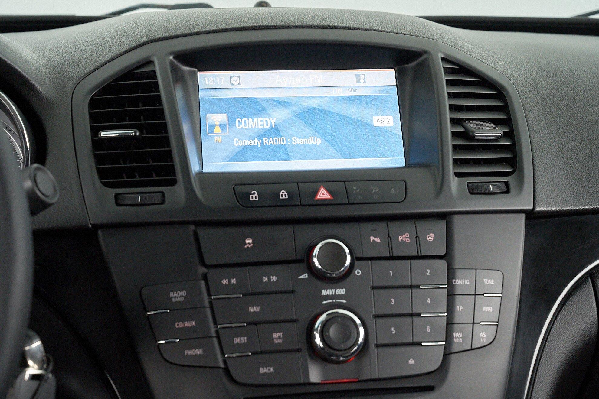 Opel Insignia 2012, черный