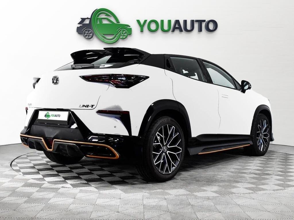 Changan UNI-T 2023, белый