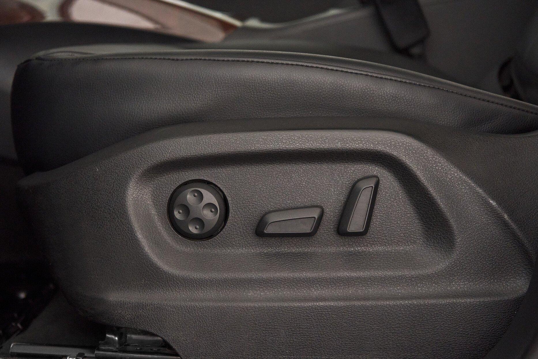 Audi Q5 2011, черный