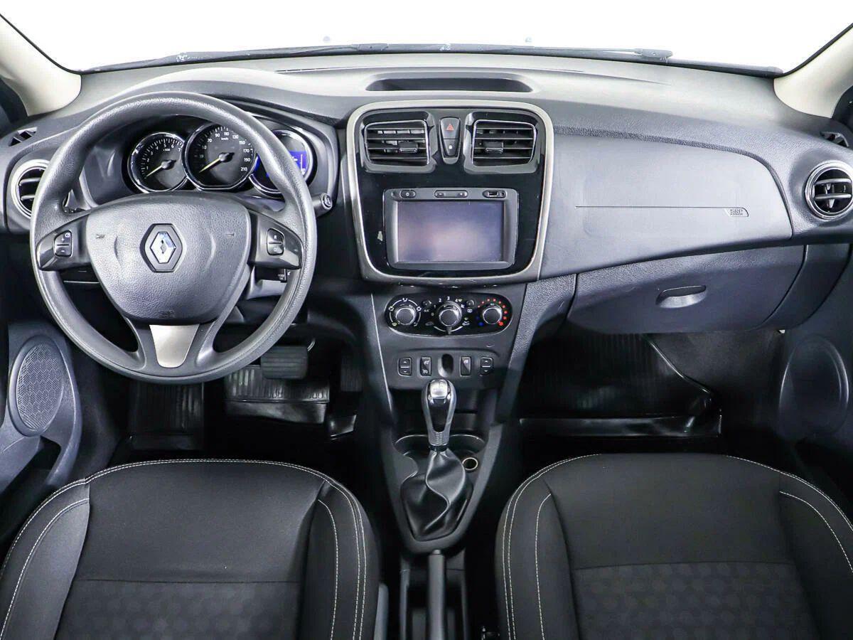 Renault Logan 2018, серебряный