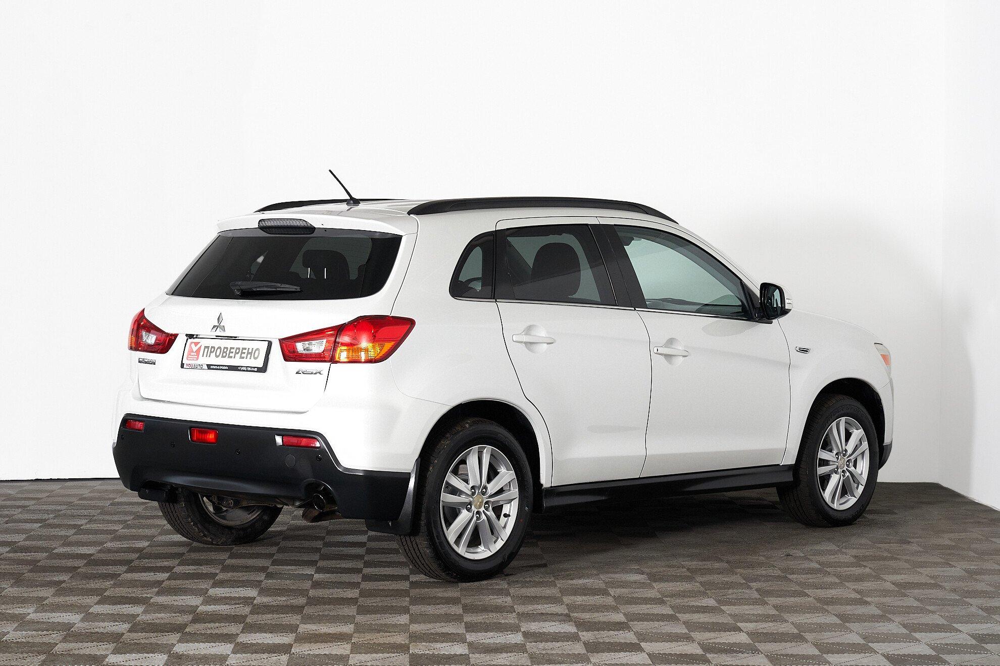 Mitsubishi ASX 2012, белый