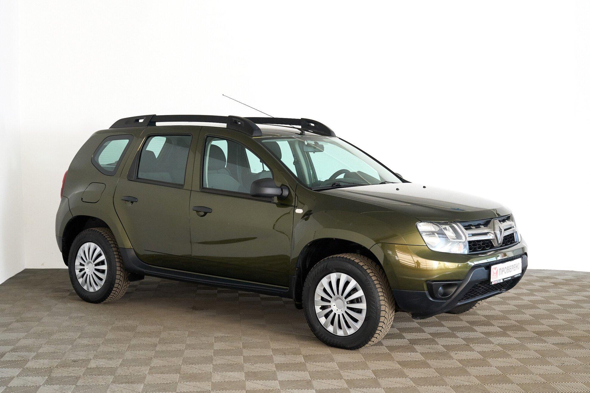 Renault Duster 2015, зеленый