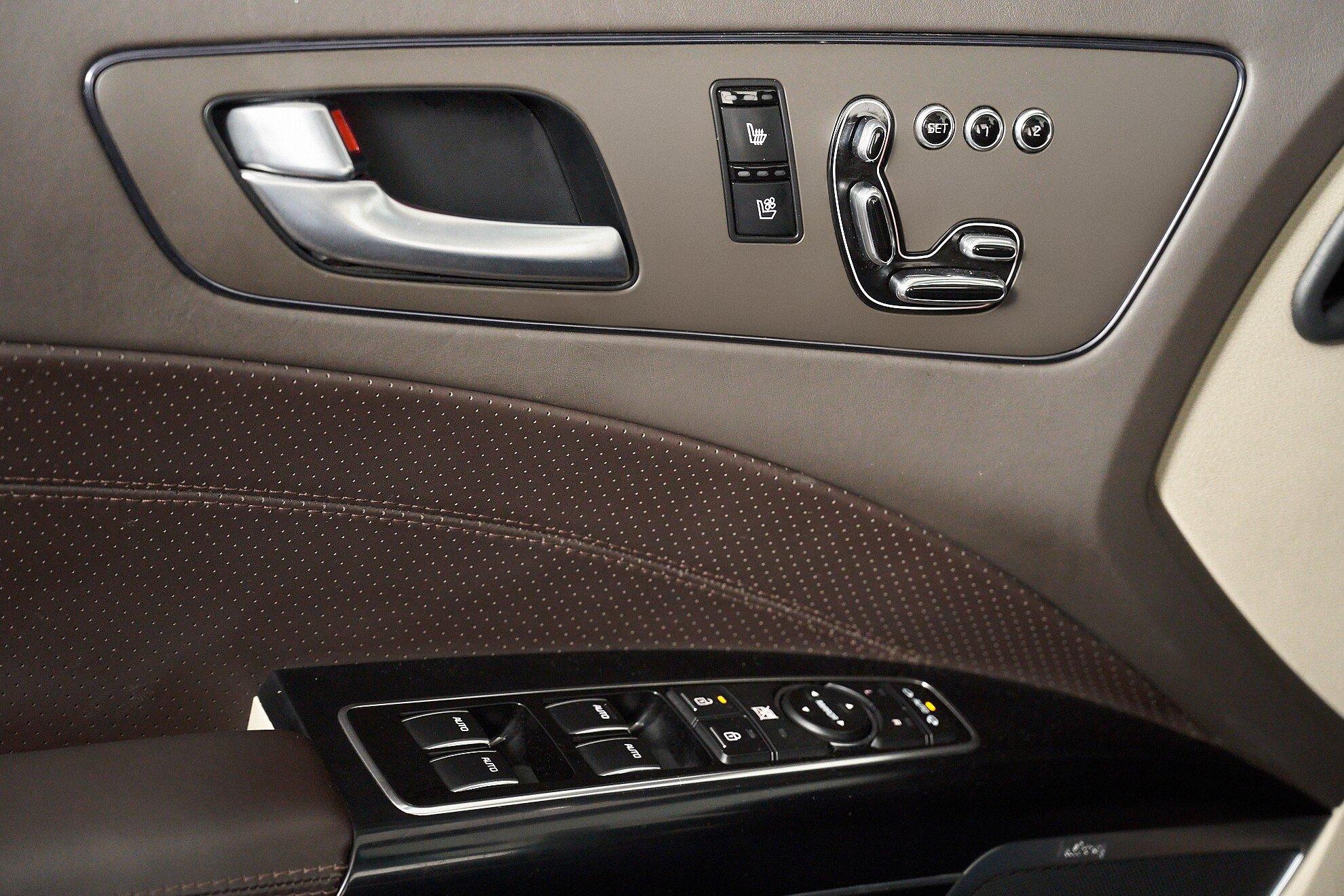 Kia Quoris 2013, коричневый