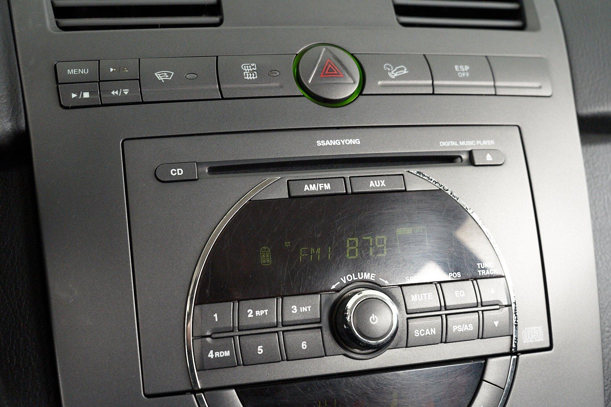 SsangYong Rexton 2012, пурпурный