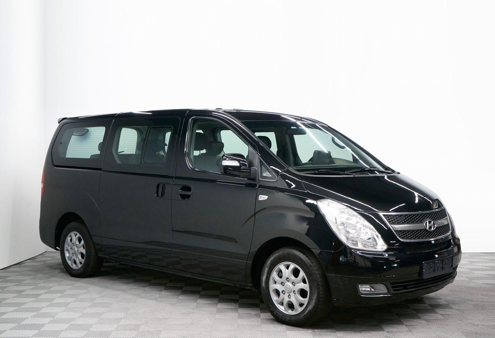 Hyundai Grand Starex 2011, черный