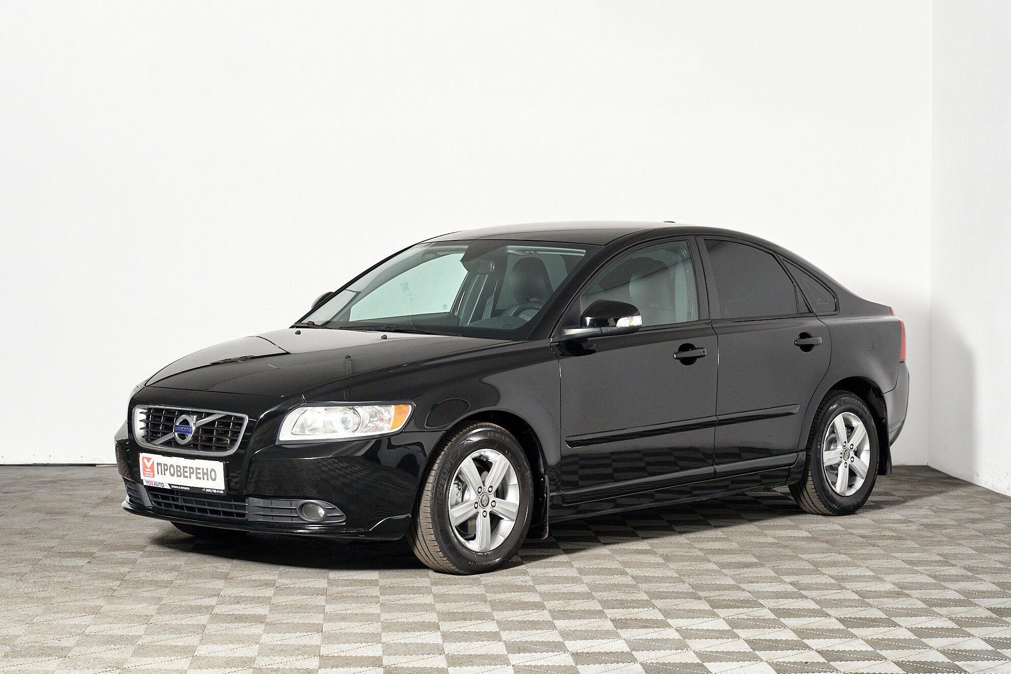 Volvo S40 2012, черный