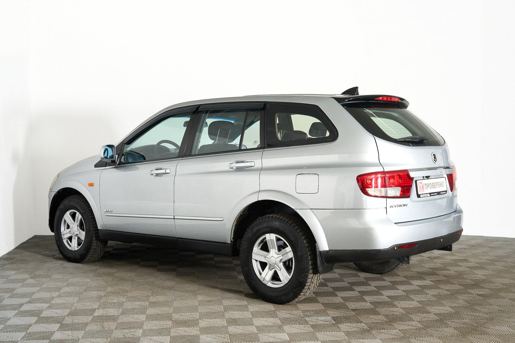 SsangYong Kyron 2014, серебряный