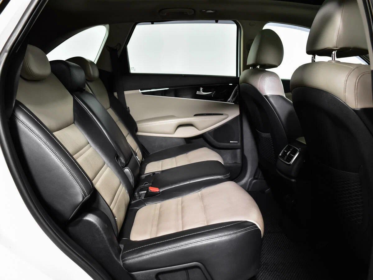 Kia Sorento 2017, белый