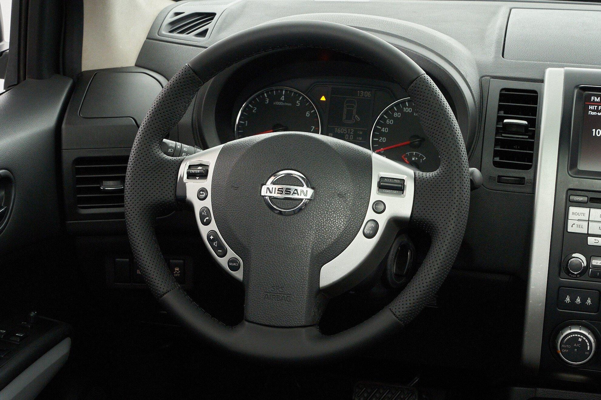 Nissan X-Trail 2014, серебряный