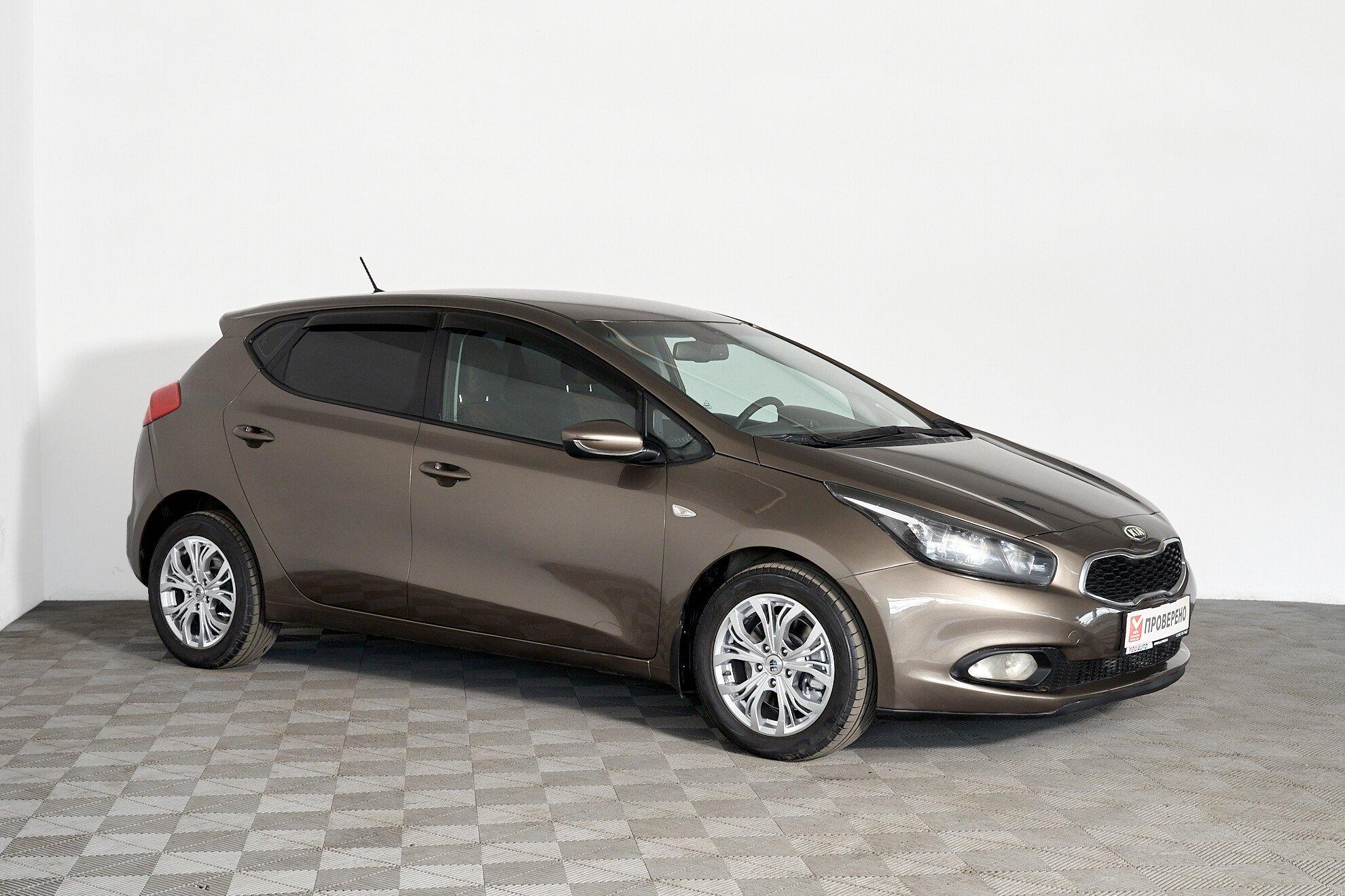 Kia Ceed 2014, коричневый