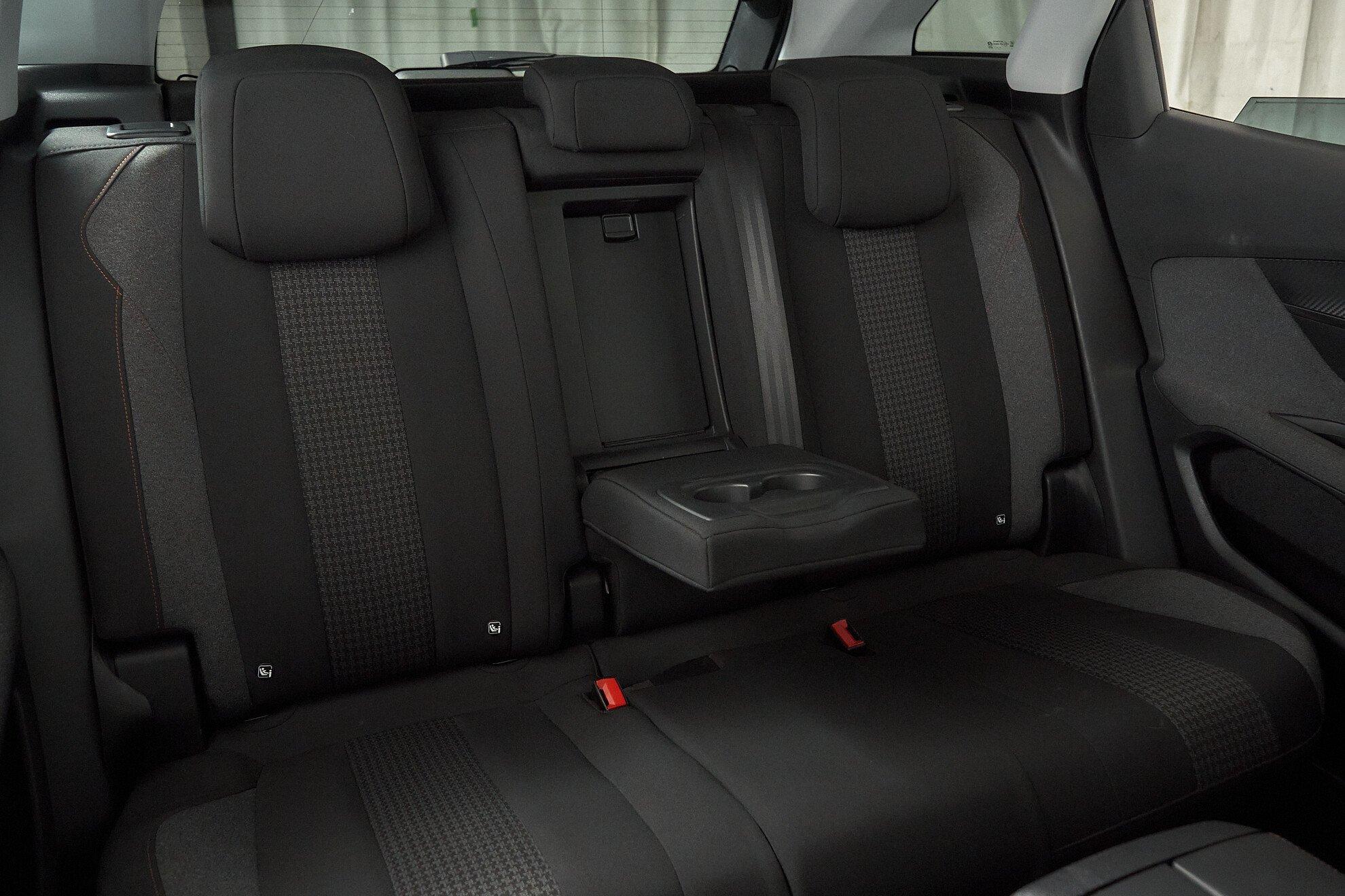 Peugeot 3008 2018, белый