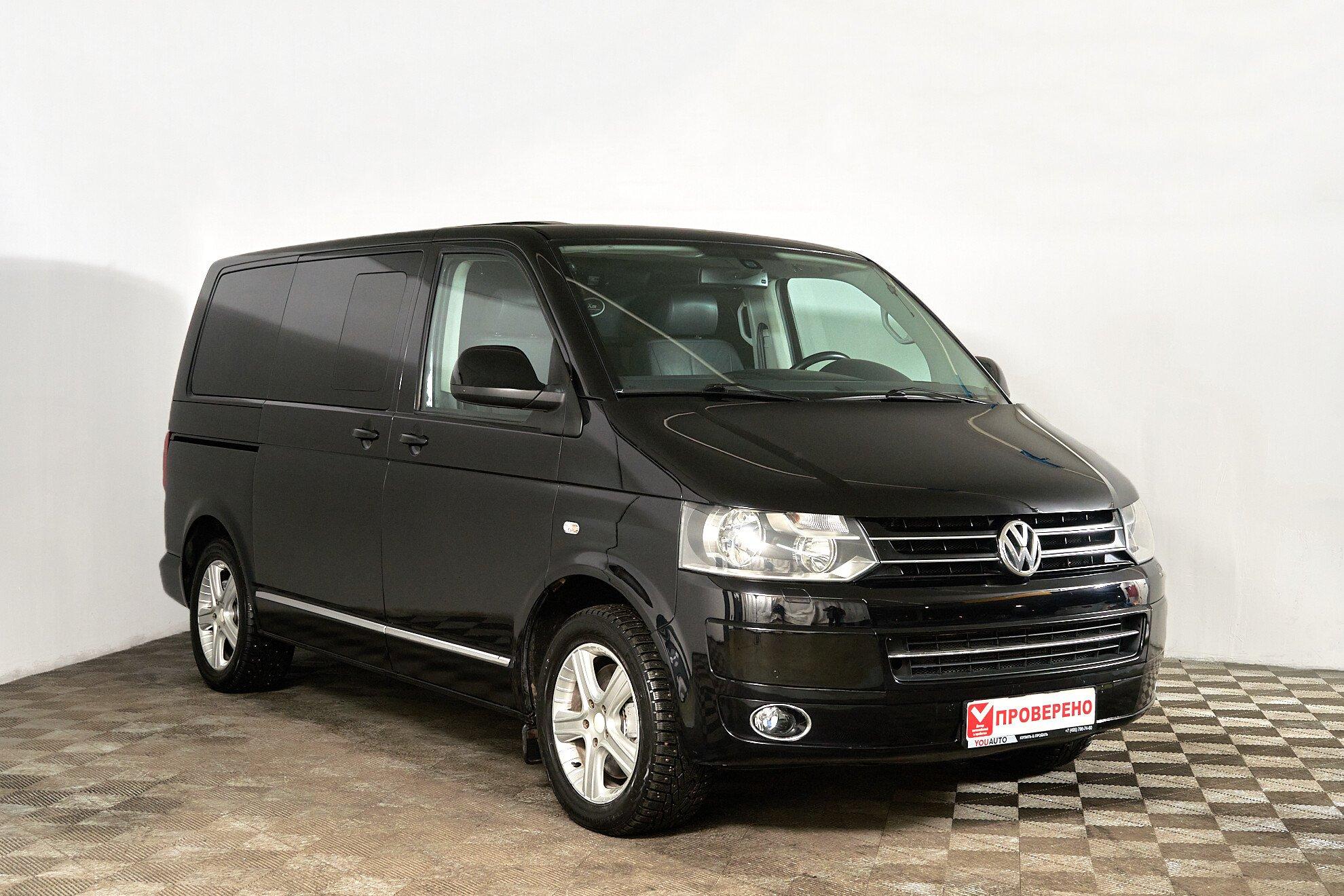 Volkswagen Multivan 2013, черный