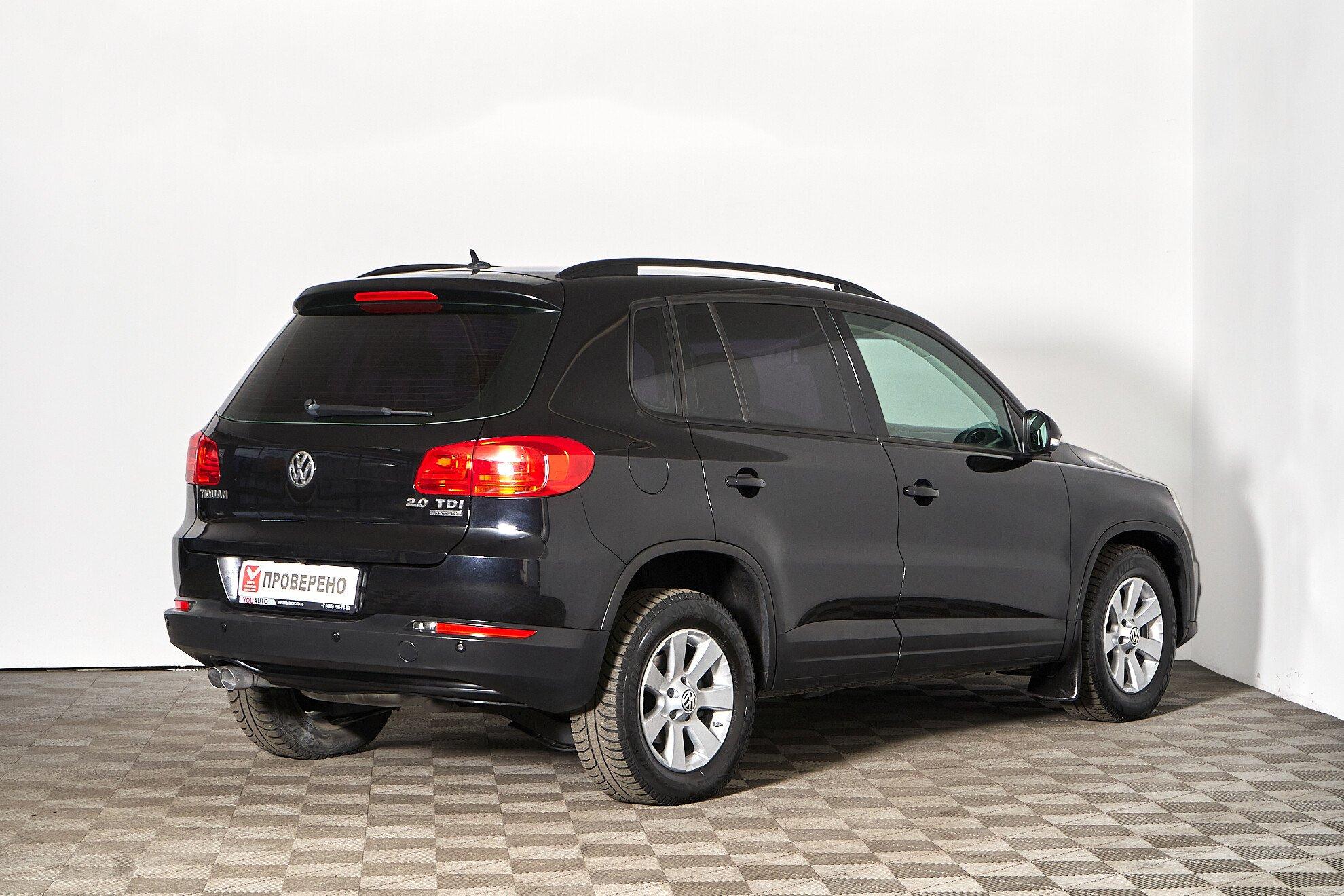 Volkswagen Tiguan 2012, черный