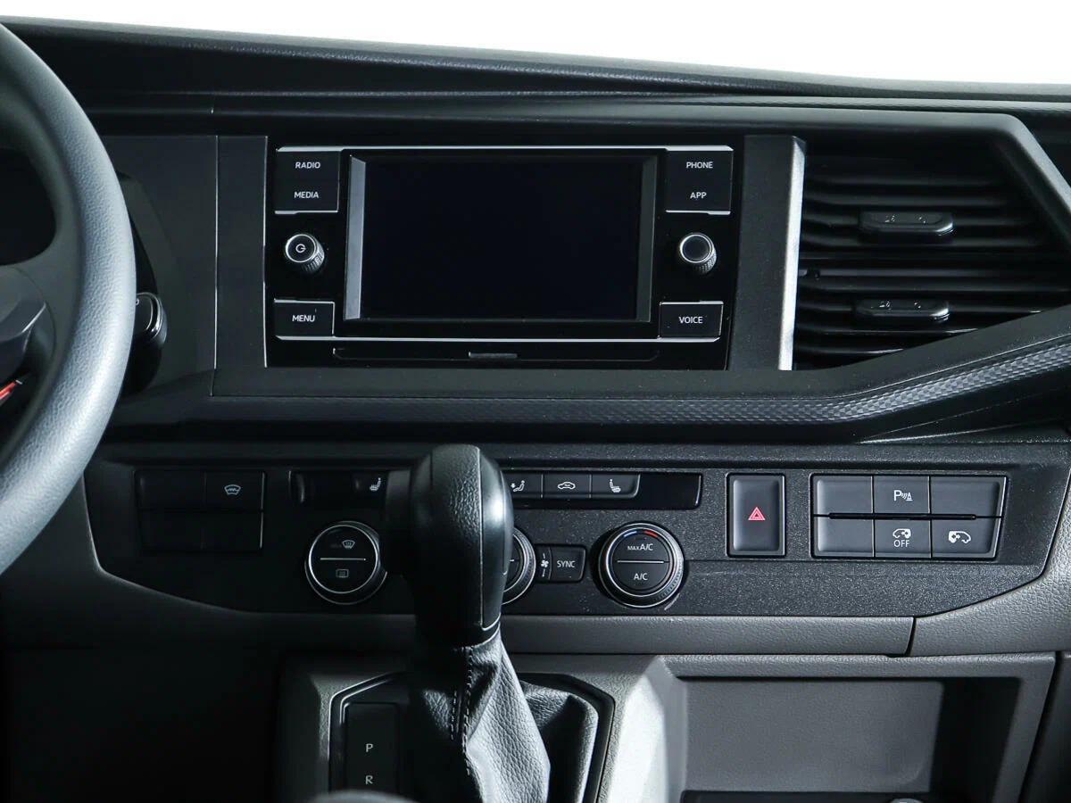 Volkswagen Caravelle 2021, черный