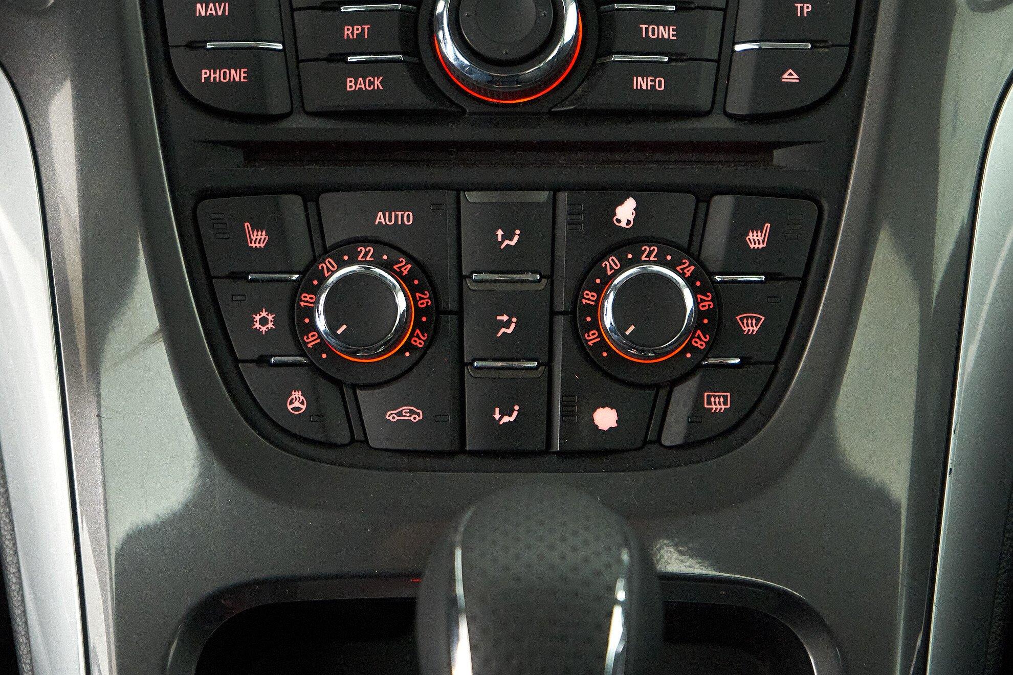 Opel Astra 2014, синий