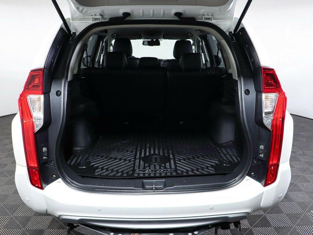 Mitsubishi Pajero Sport 2017, белый